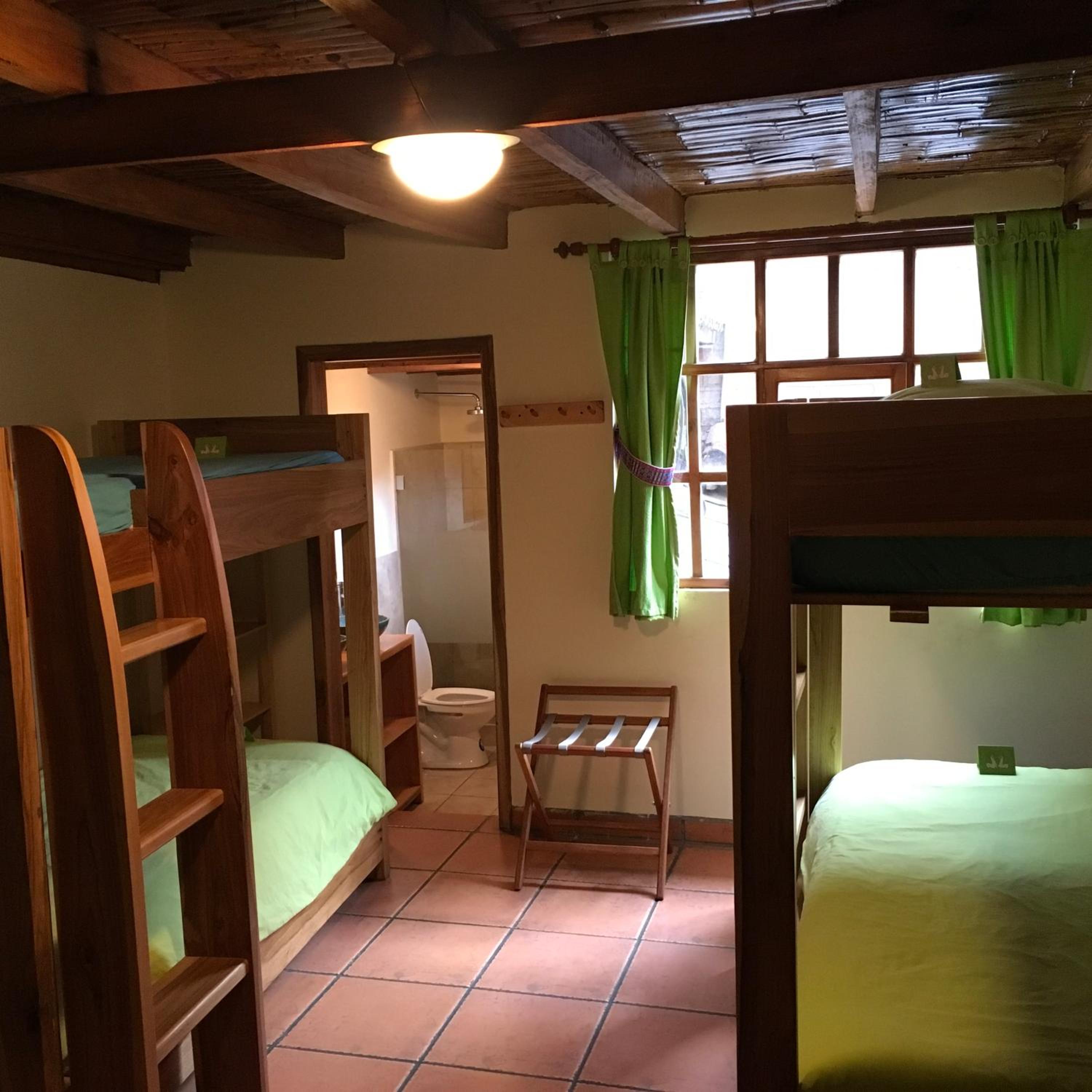 Family Room with Private Bathroom (4 Adults) photo 3