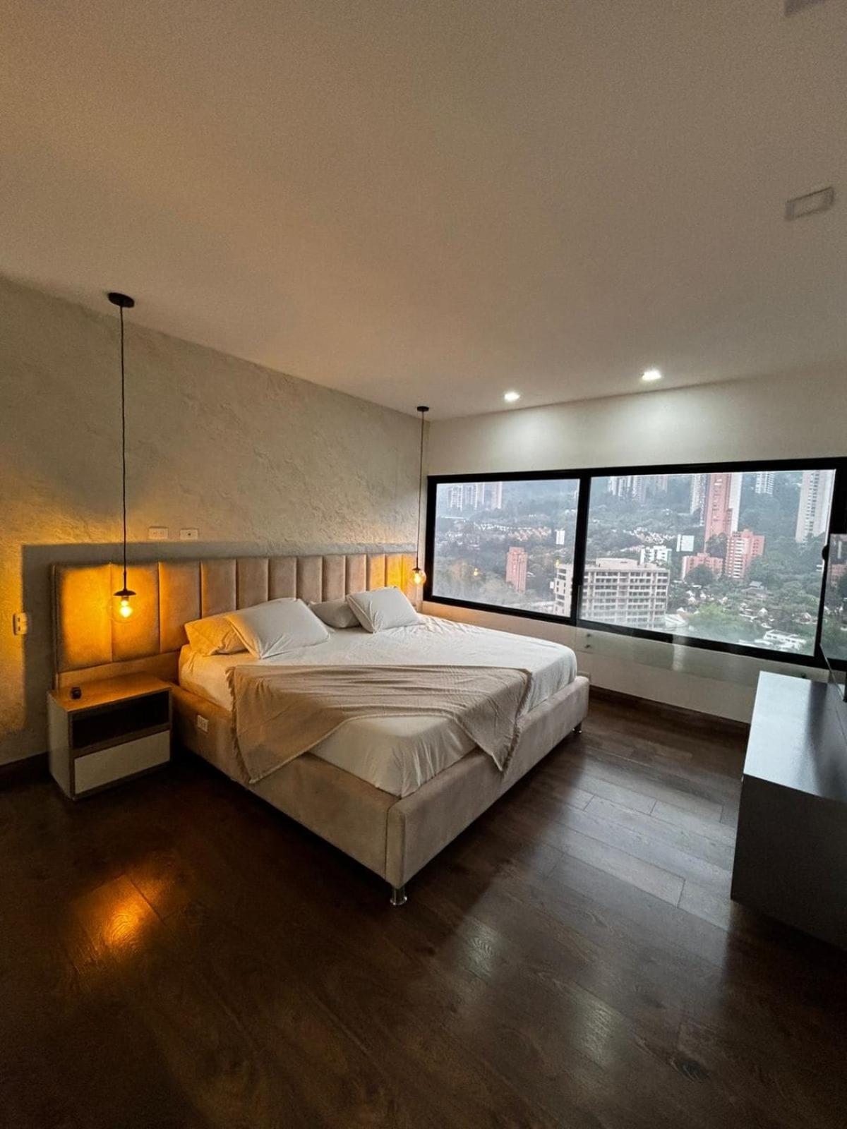 Apartment photo 1