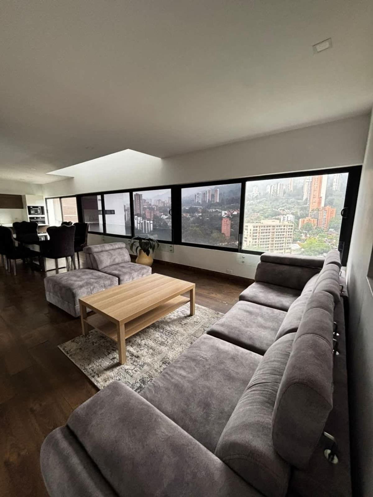 Apartment photo 3