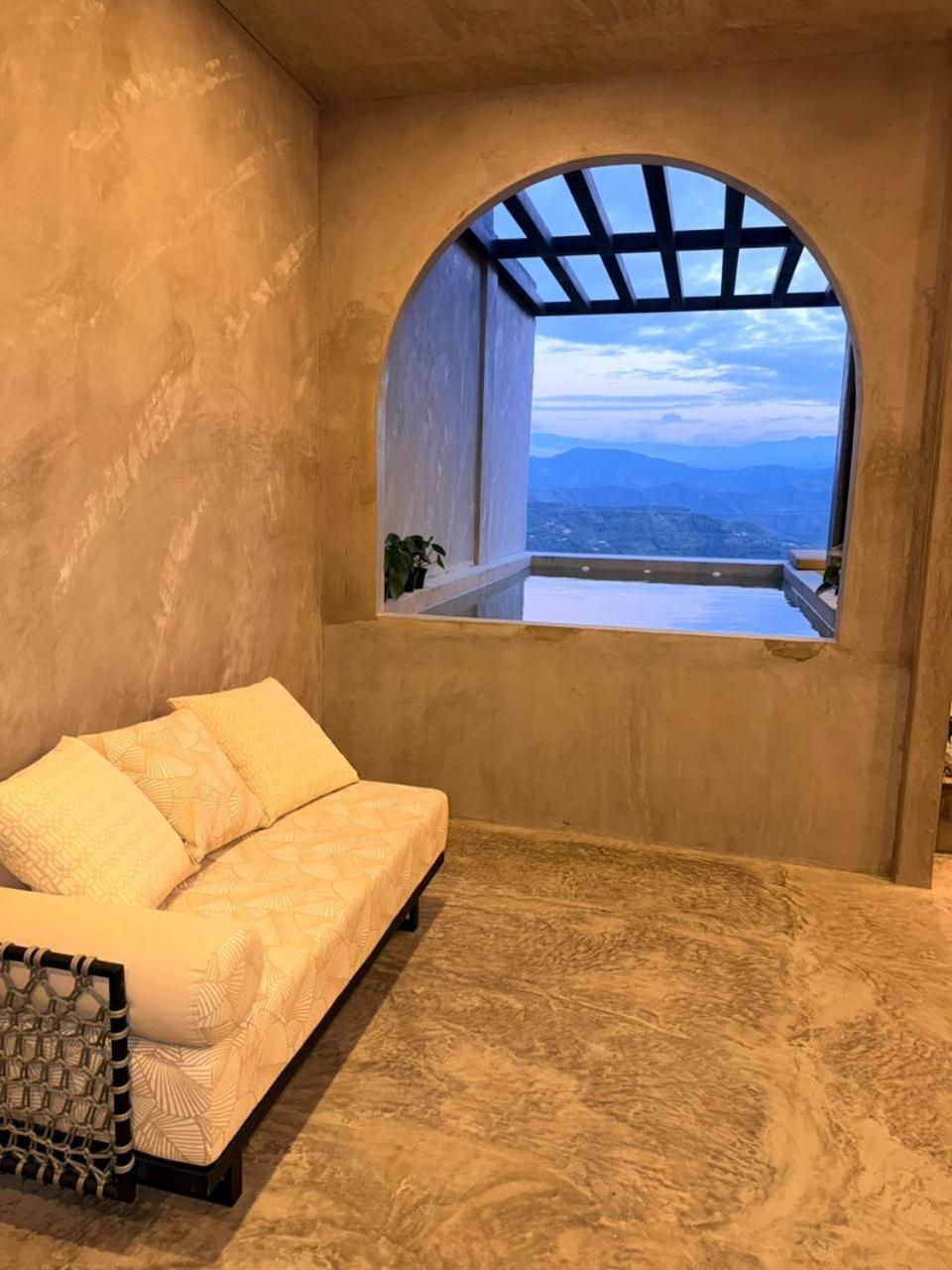 Executive Suite photo 2