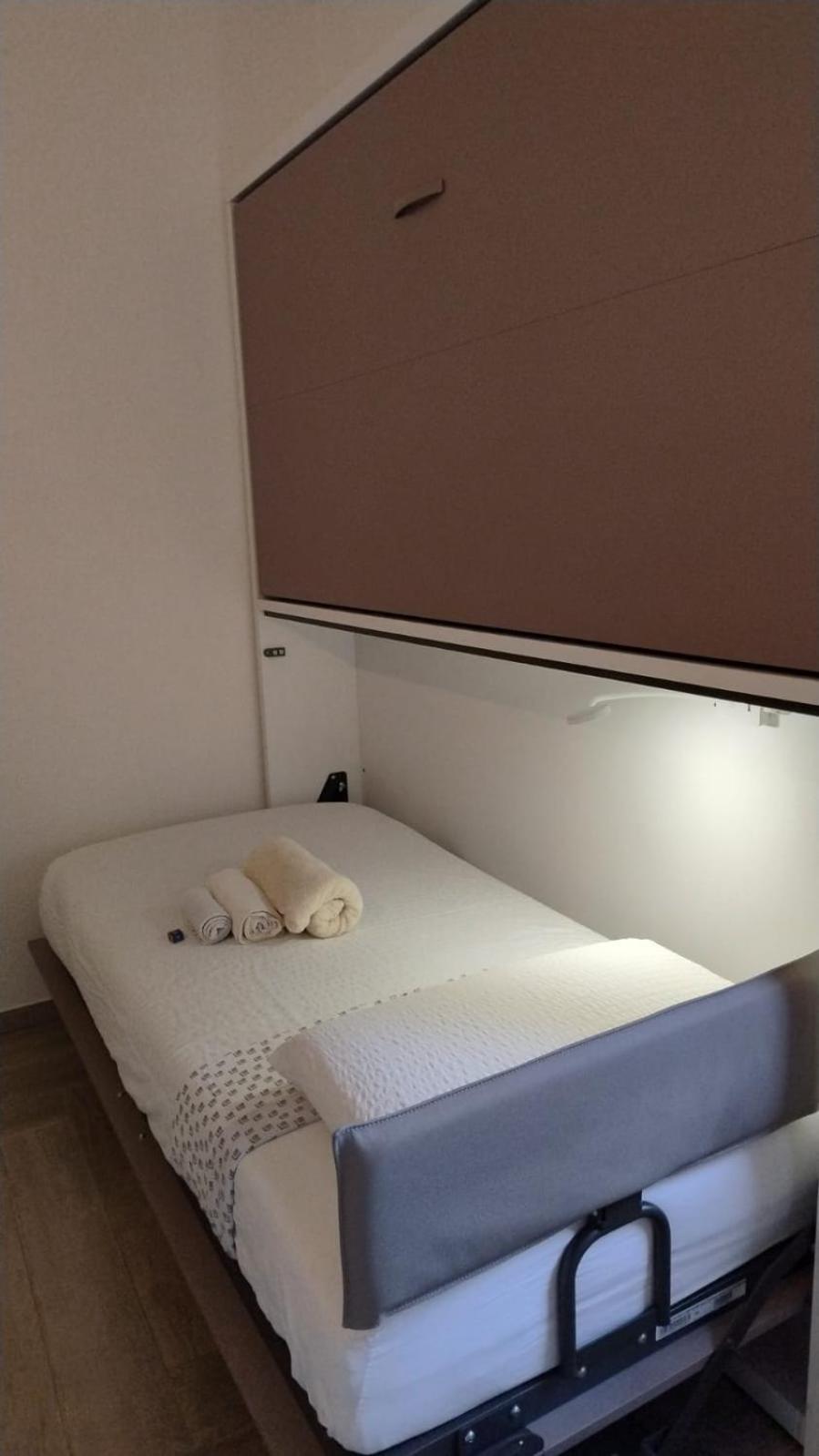 Quadruple Room with Private External Bathroom photo 1