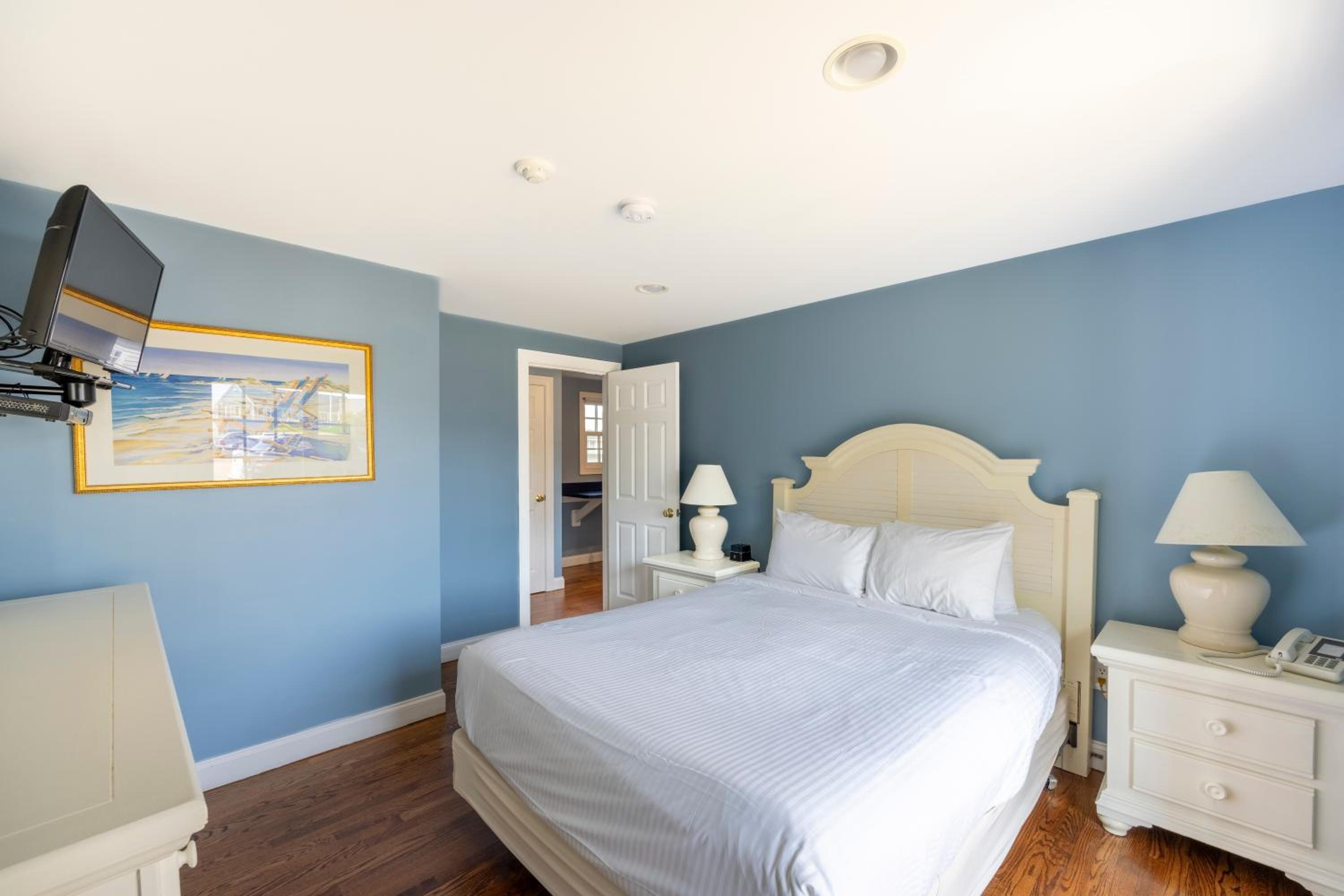 One-Bedroom Suite photo 2