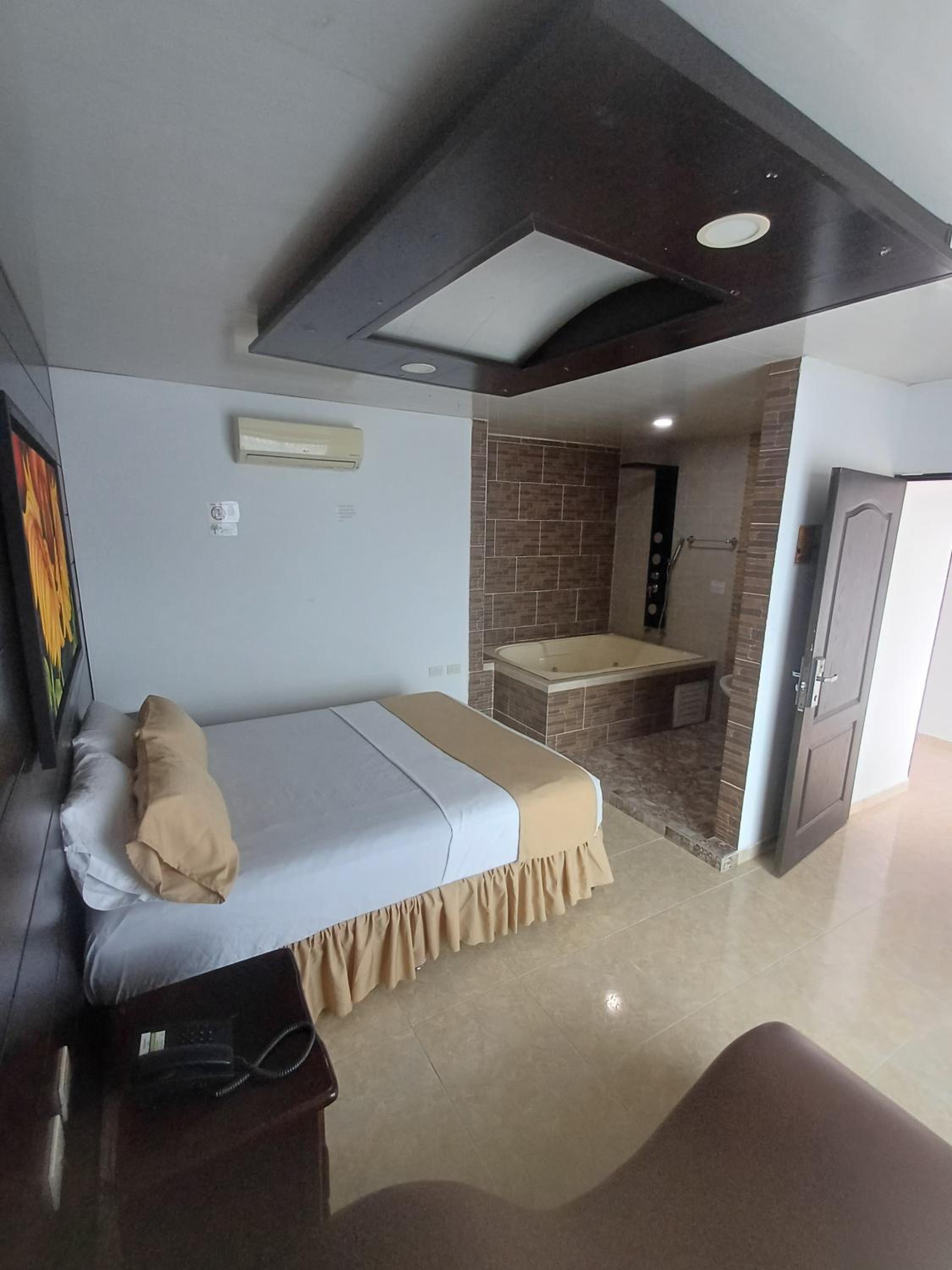 Superior Suite photo 3