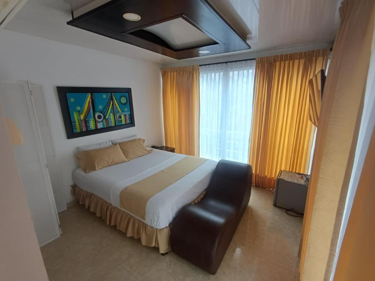 Suite with Balcony photo 2