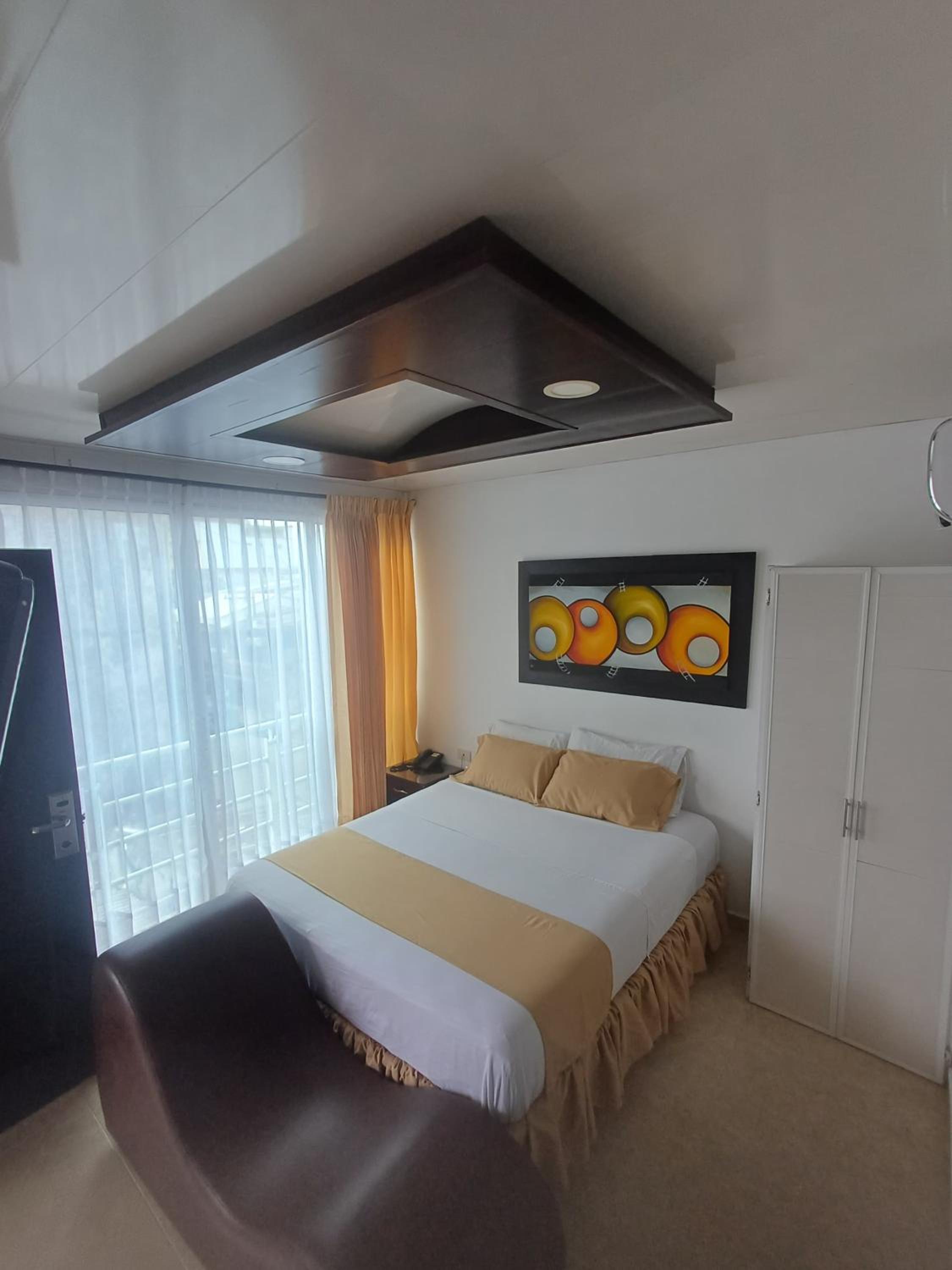 Suite photo 1