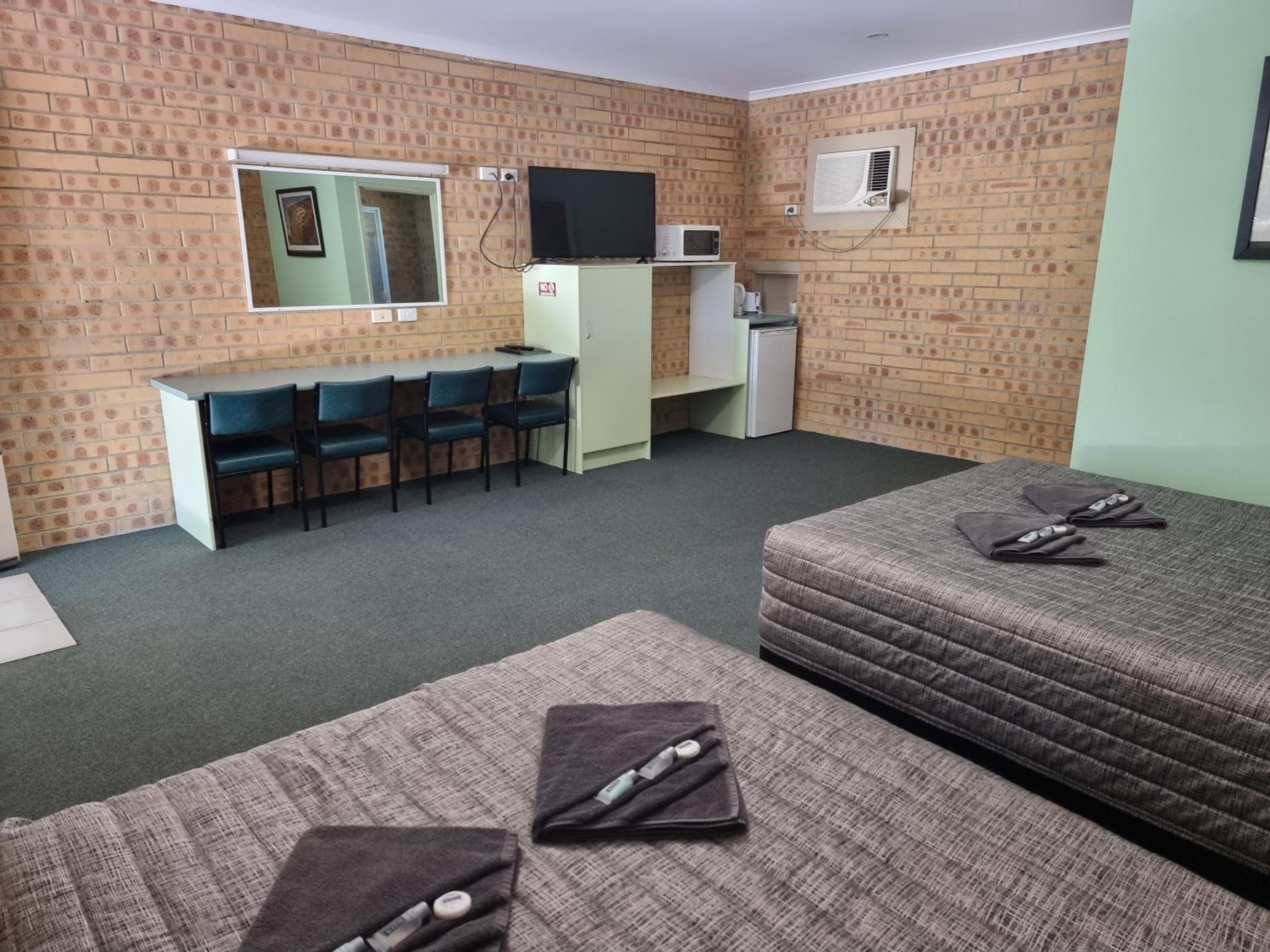 Superior Double or Twin Room photo 3