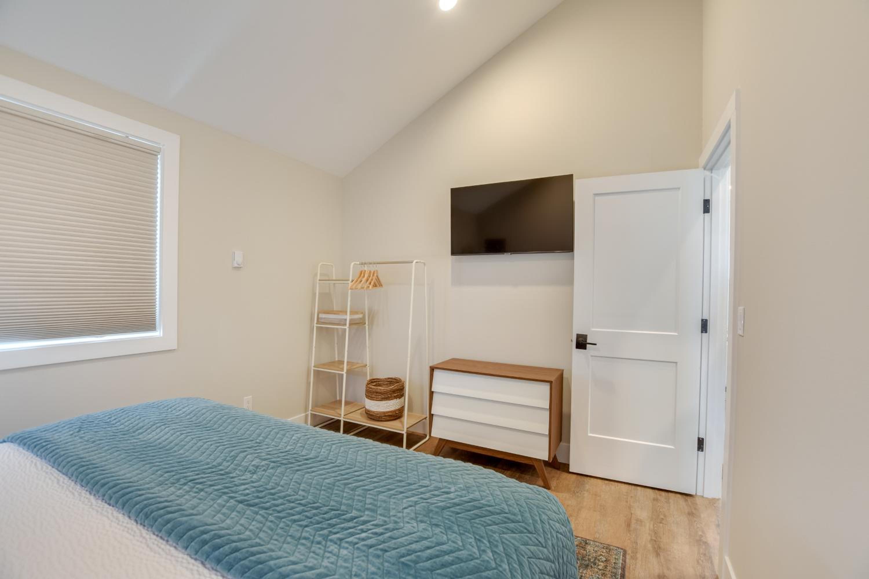 Larch Street Beach Cottage photo 3