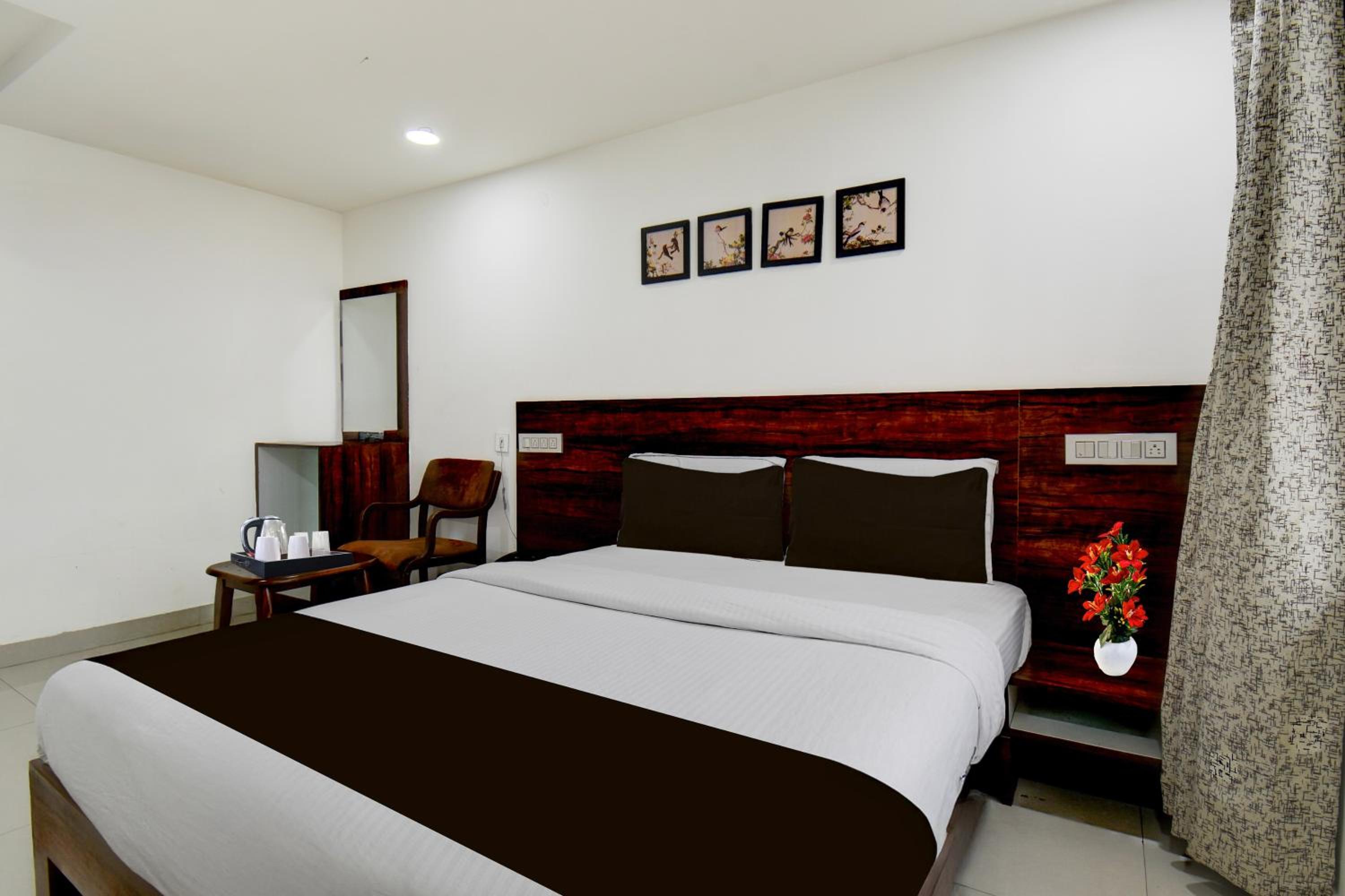 Standard Twin Room photo 2