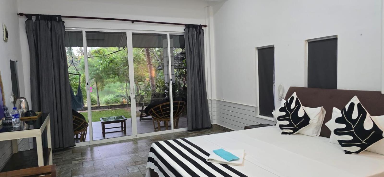 Double Room with Terrace