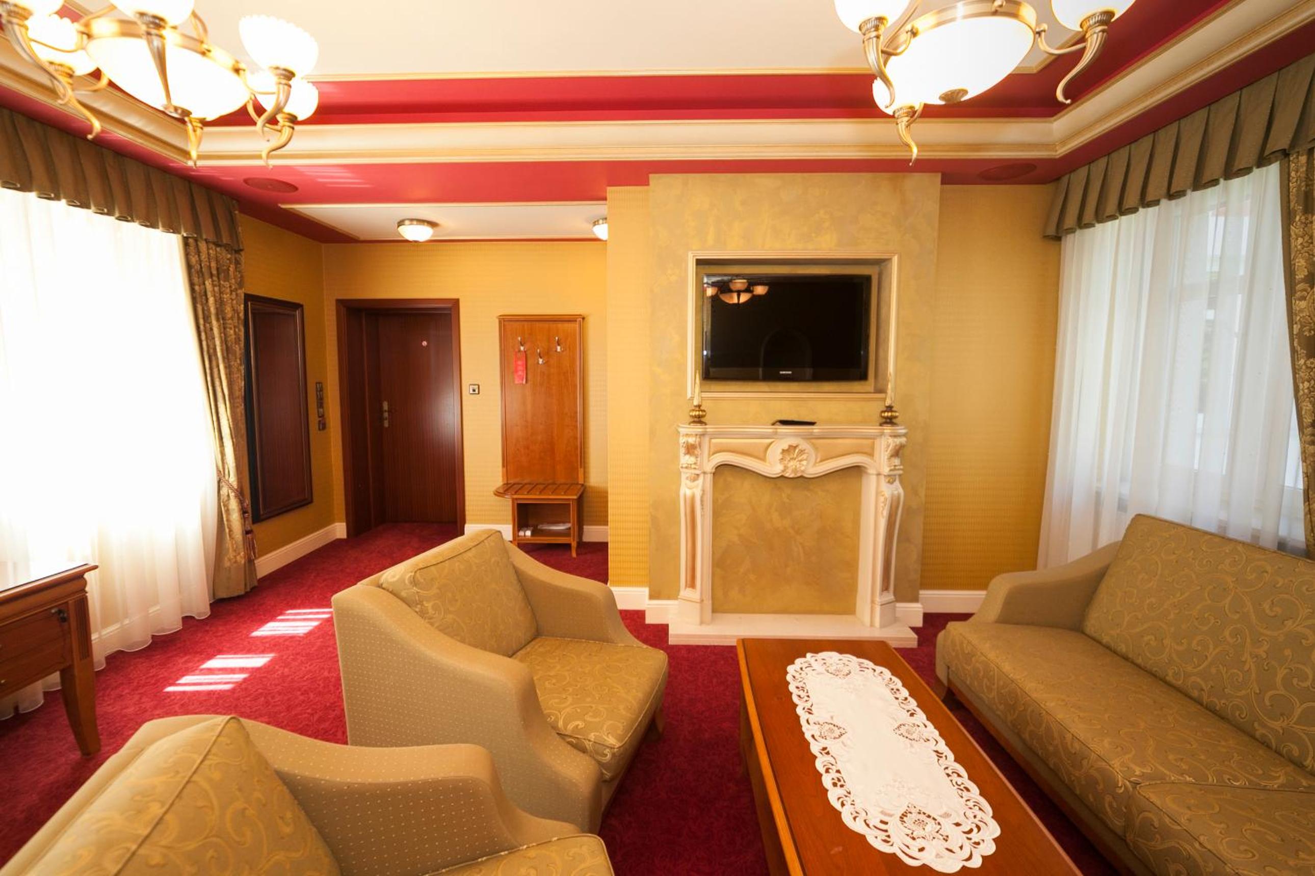 Apartment - Photo 1