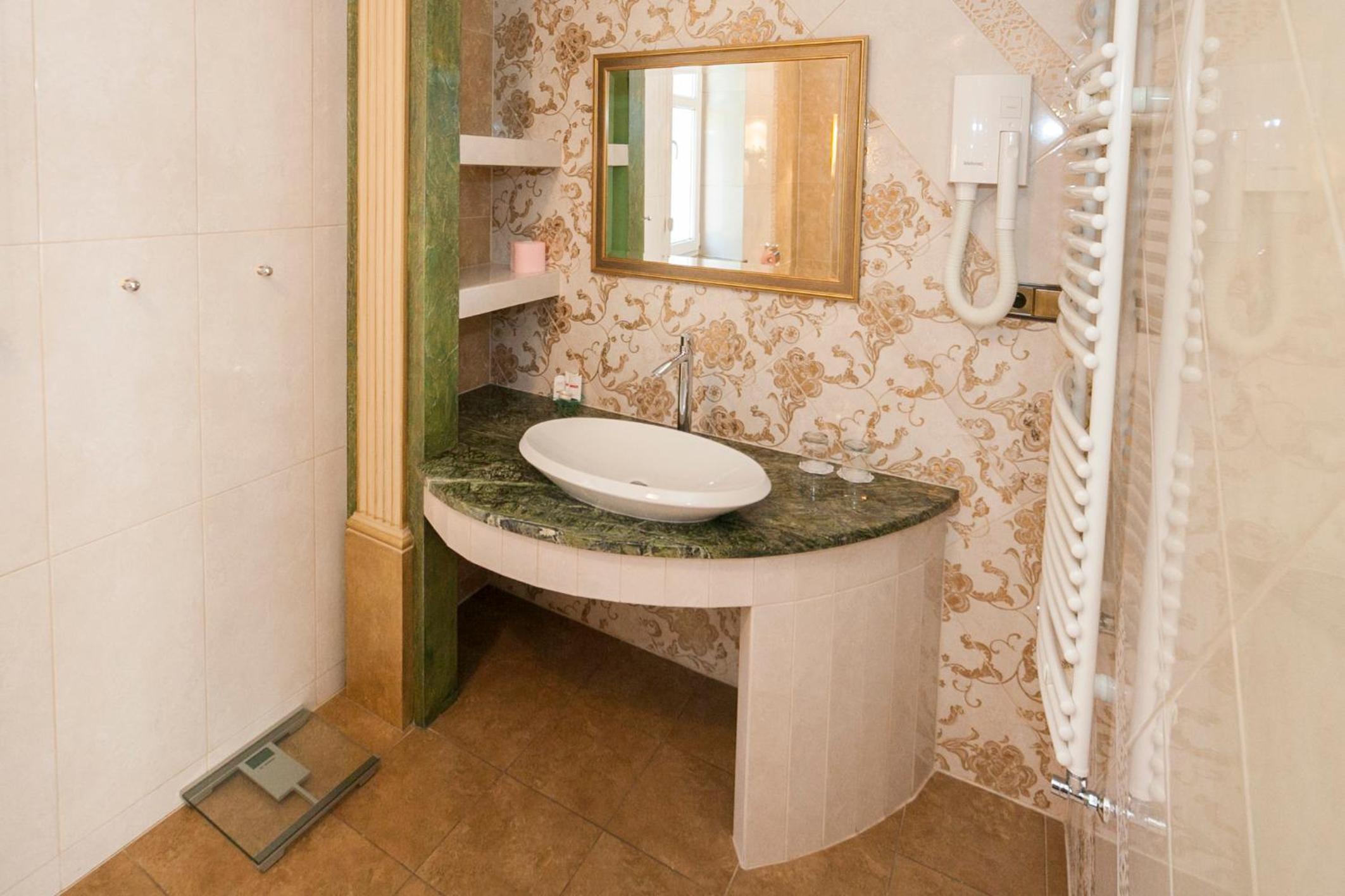 Apartment - Photo 5