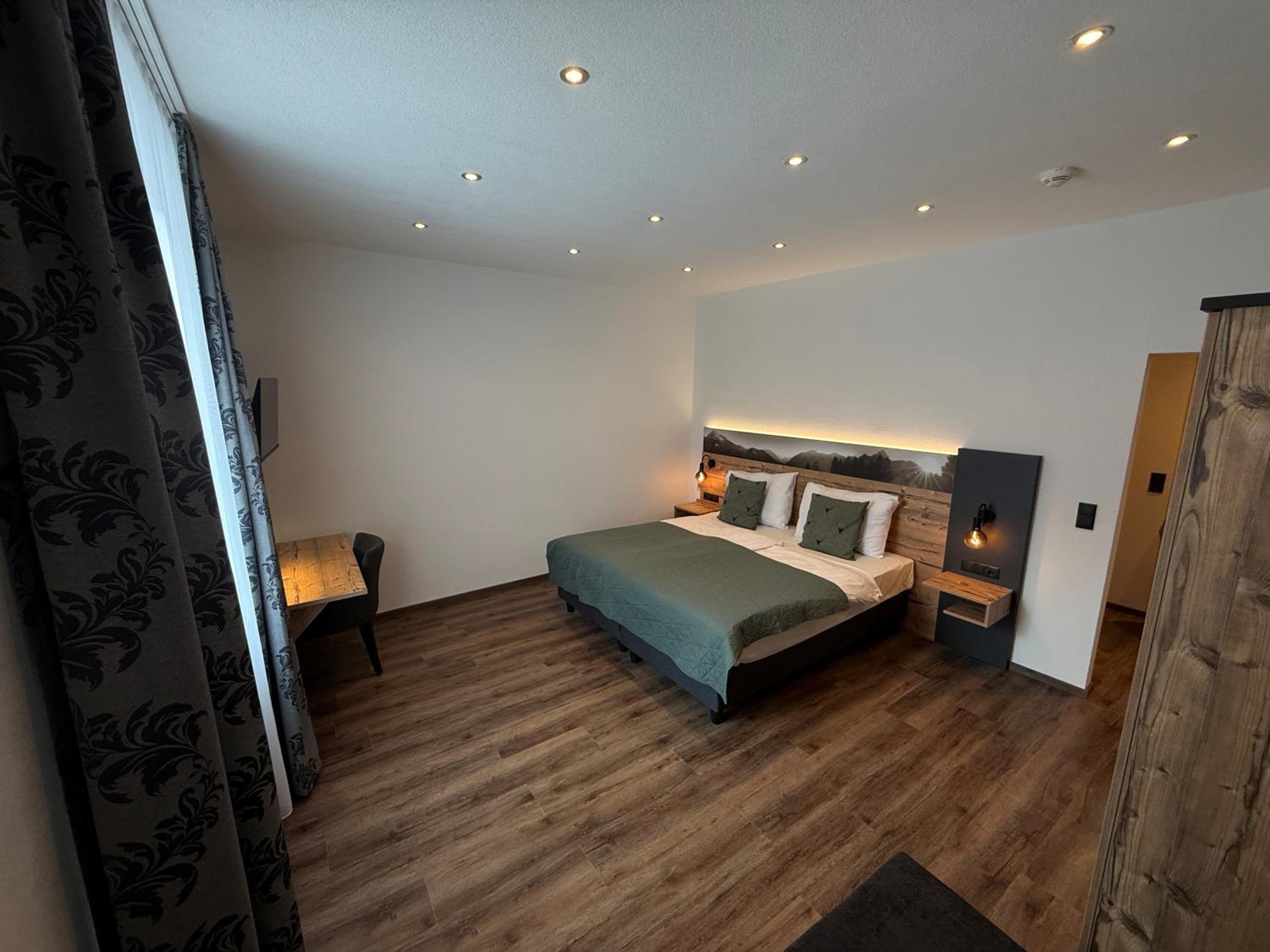 Superior Quadruple Room photo 1