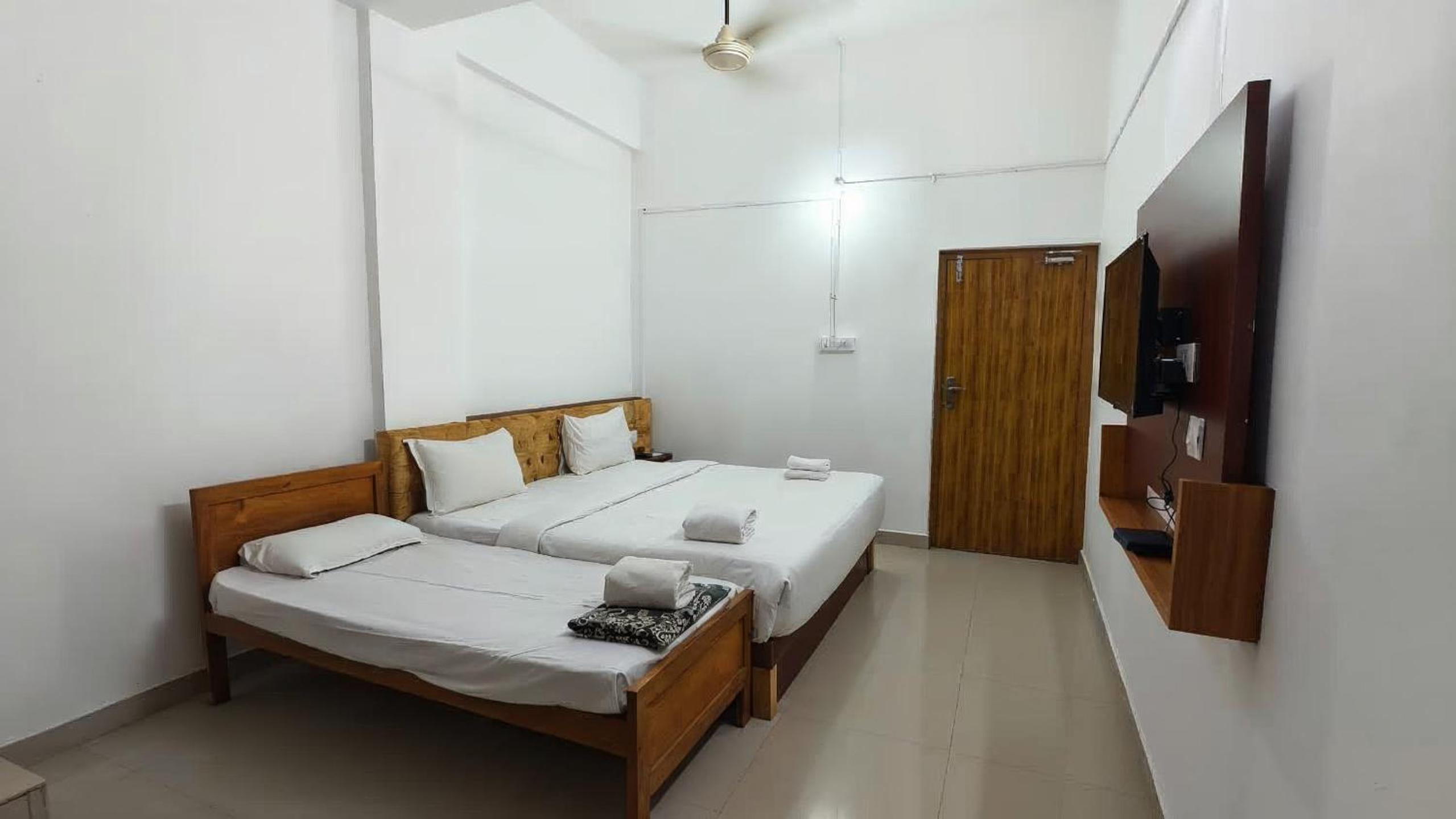 Standard Triple Room photo 2