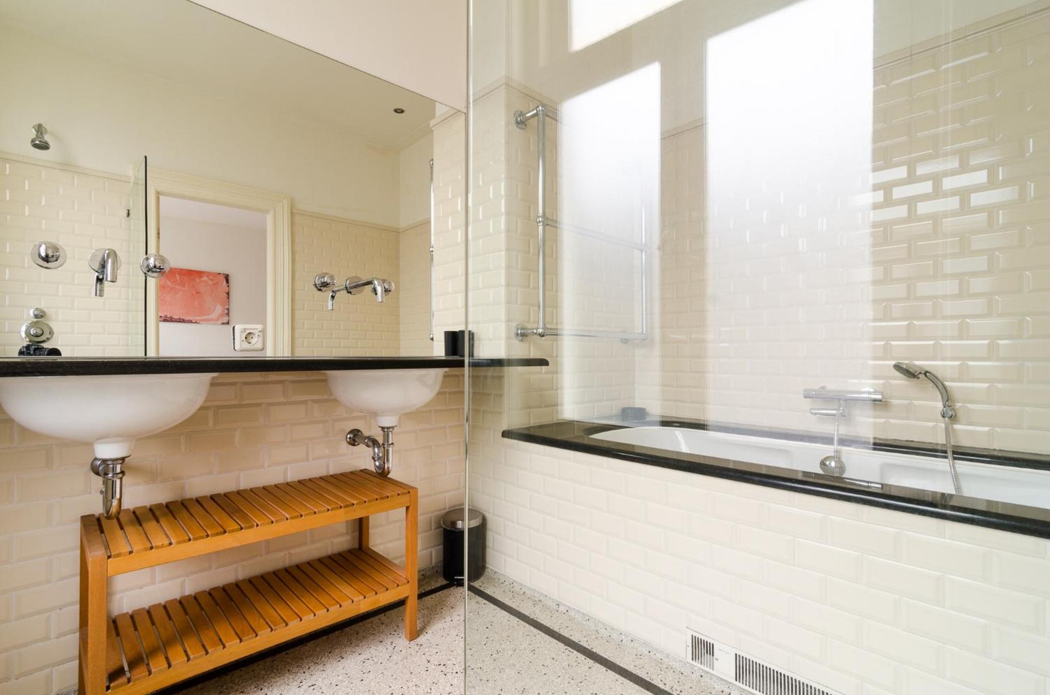 Superior Apartment photo 2