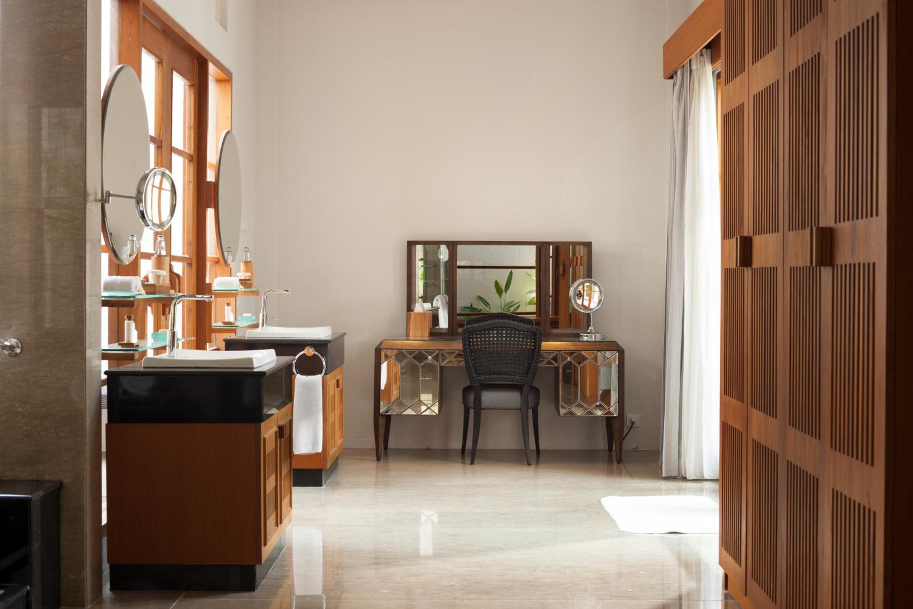 One-Bedroom Pool Villa - Photo 8