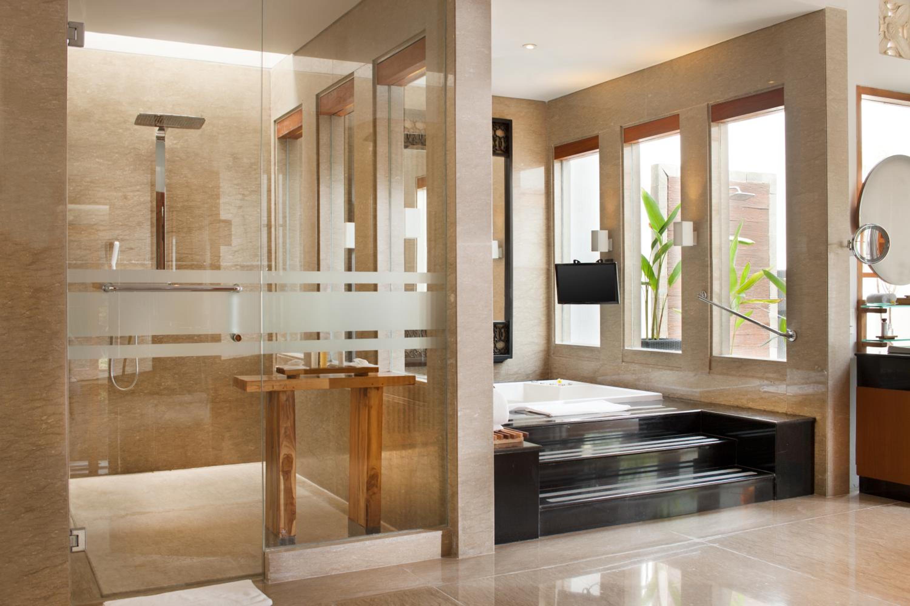 One-Bedroom Pool Villa - Photo 11