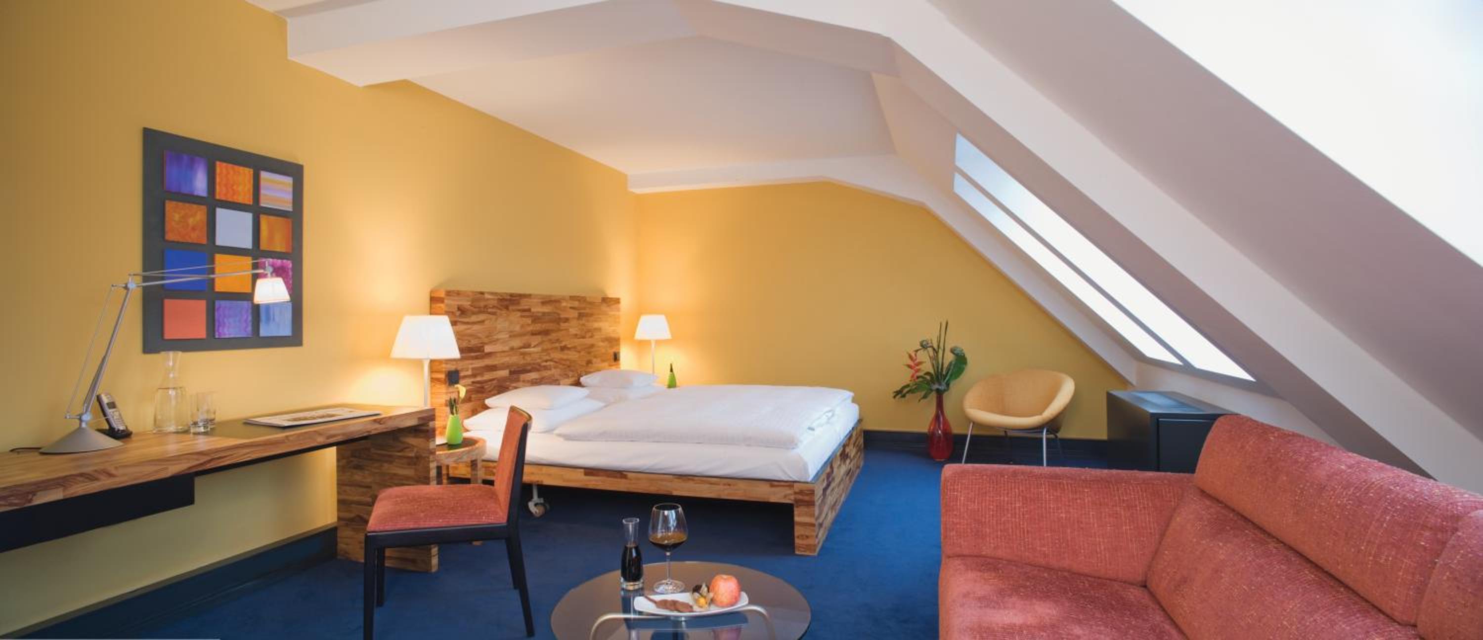 Deluxe King Room photo 2