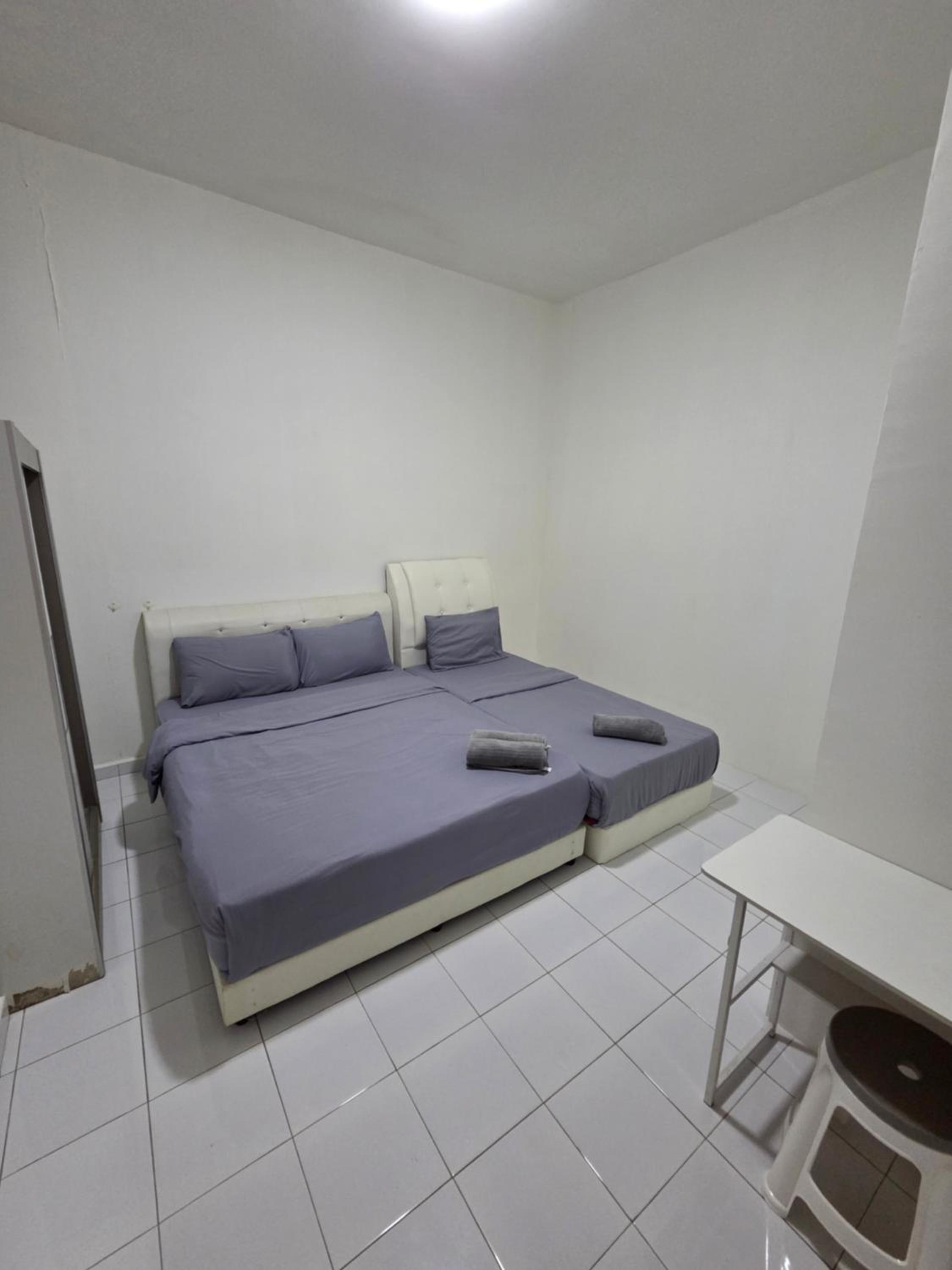 Triple Room with Shared Bathroom