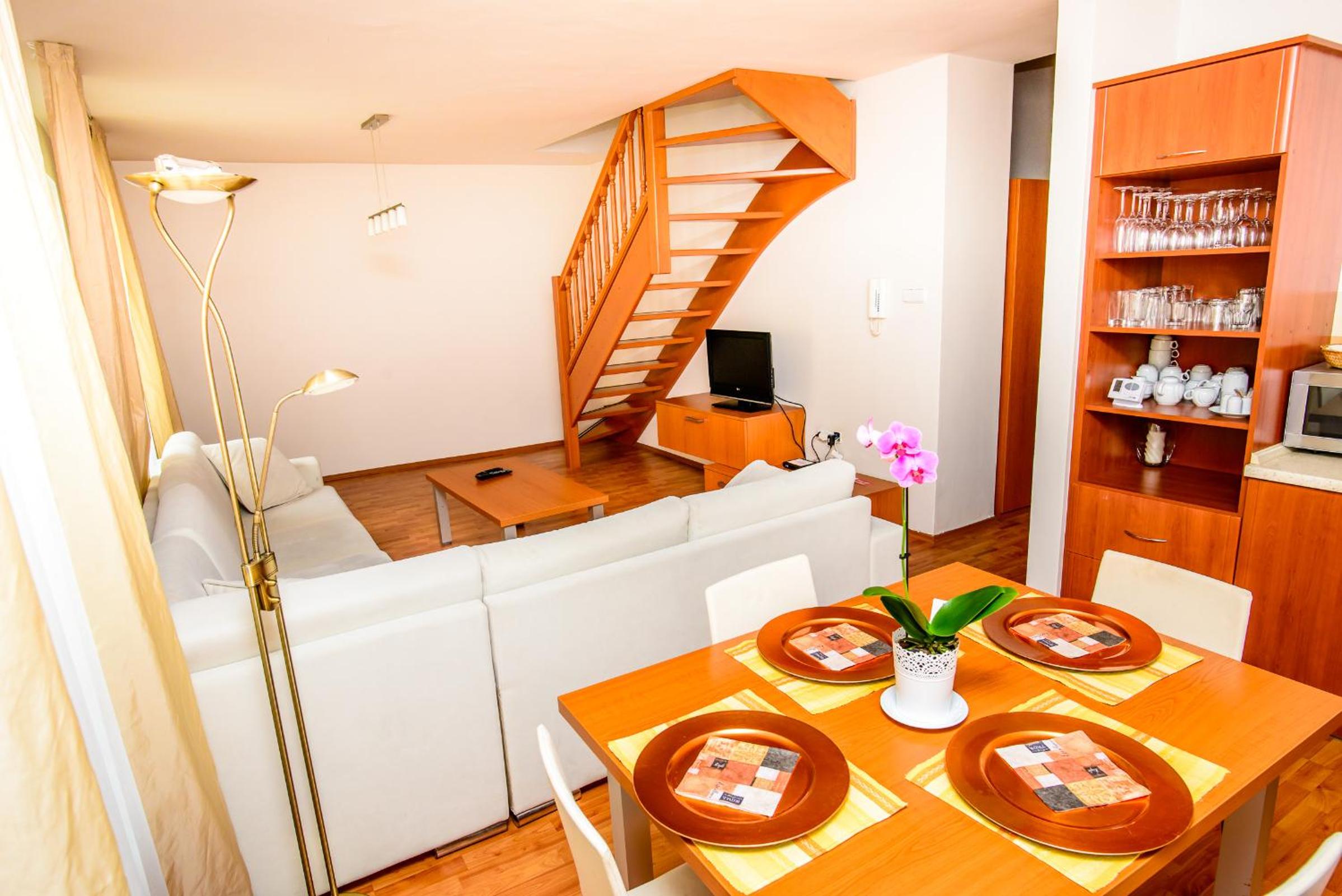 Apartment - Photo 5