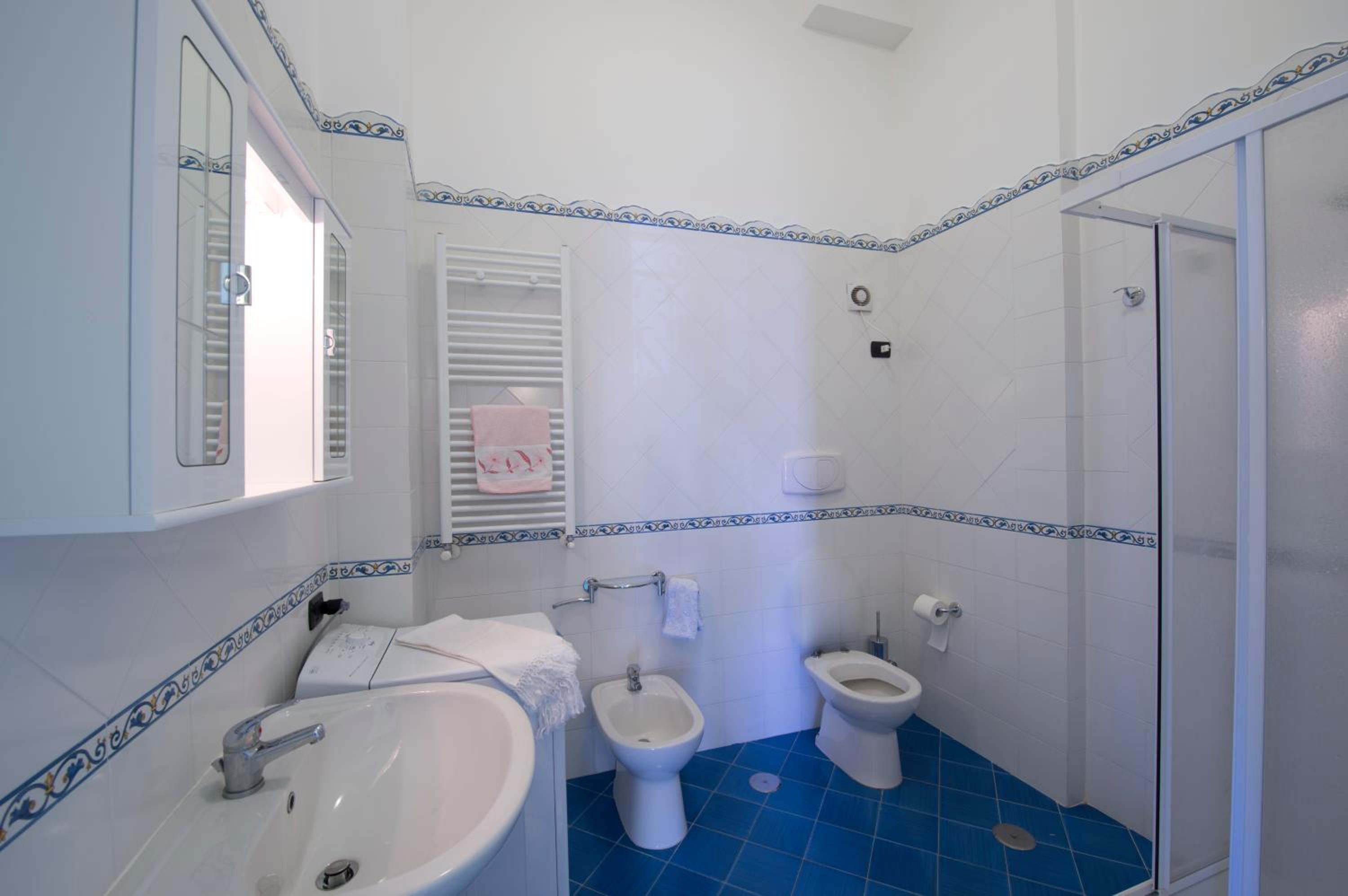 Apartment with Terrace photo 2