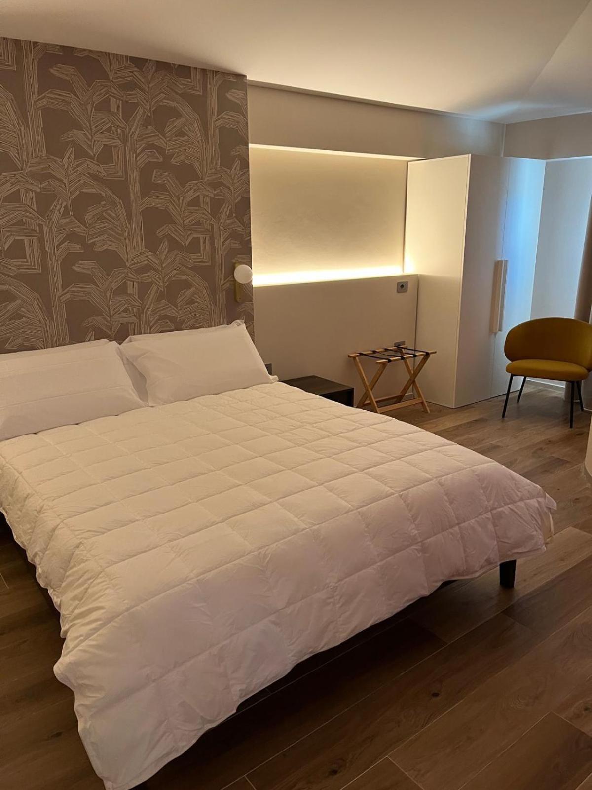 Superior King Room photo 1