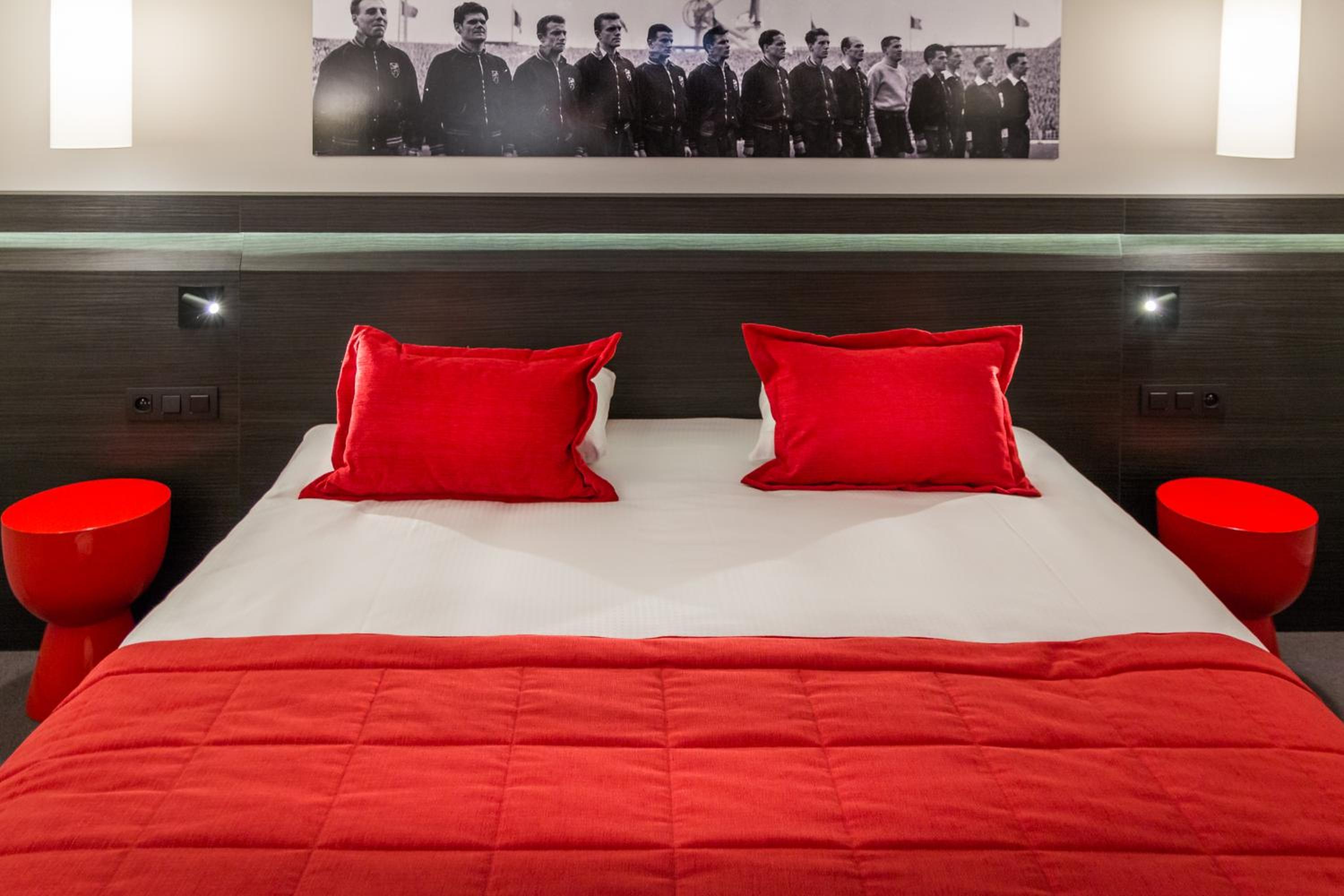 Standard Double or Twin Room photo 1