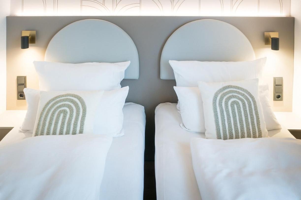 Deluxe Double or Twin Room photo 2