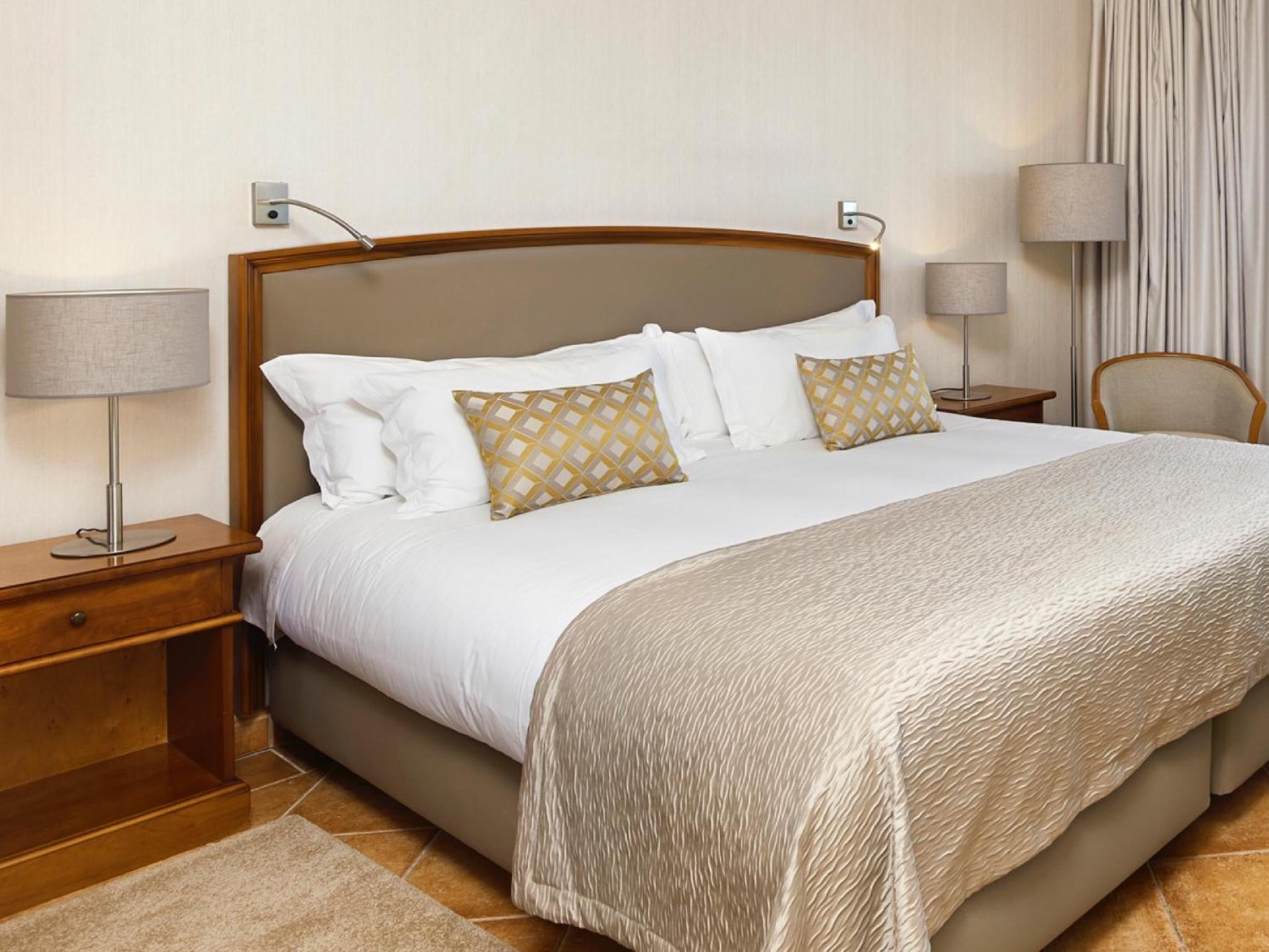 Standard Double or Twin Room - Photo 2