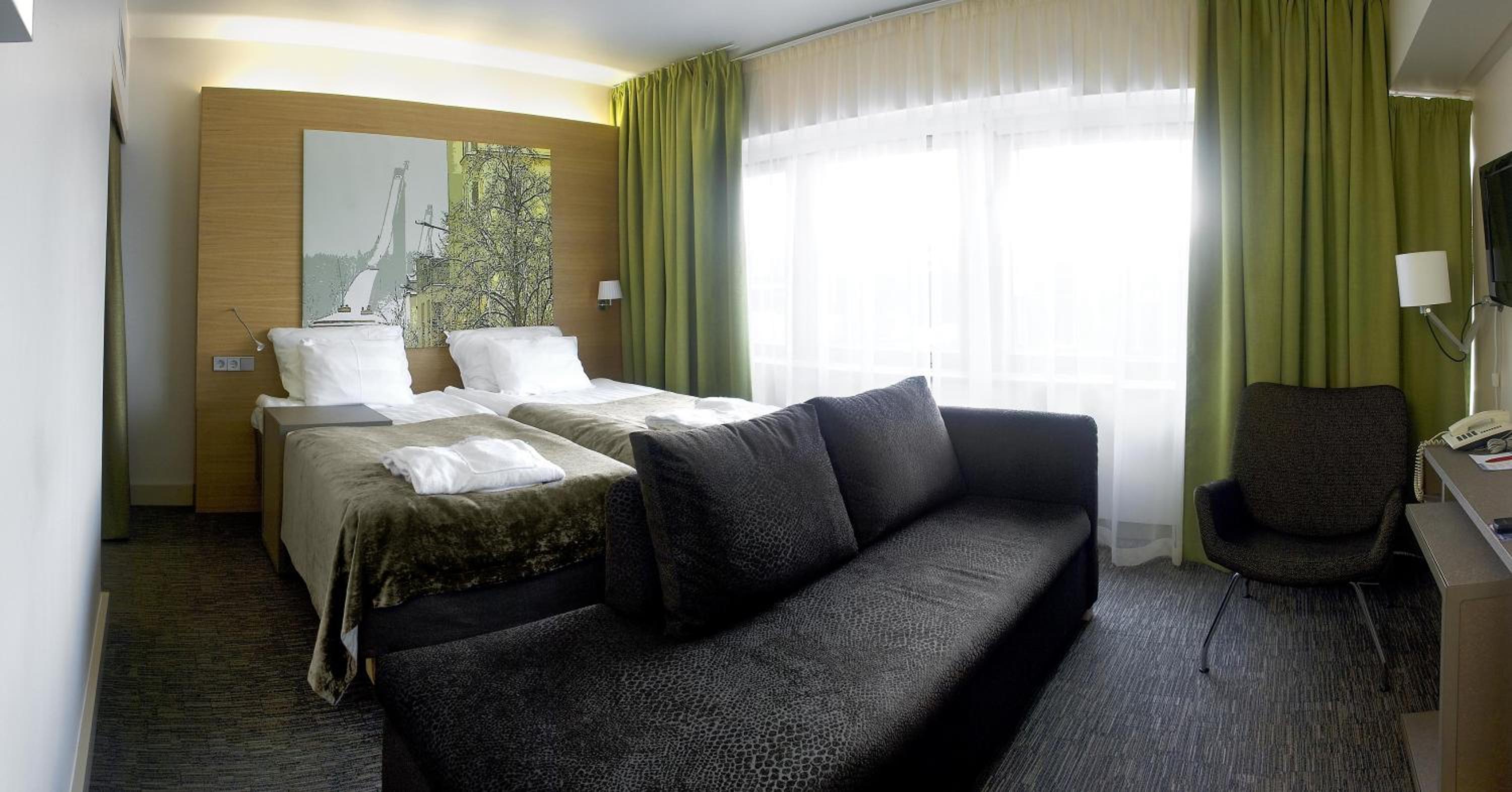 Twin Room - Photo 1