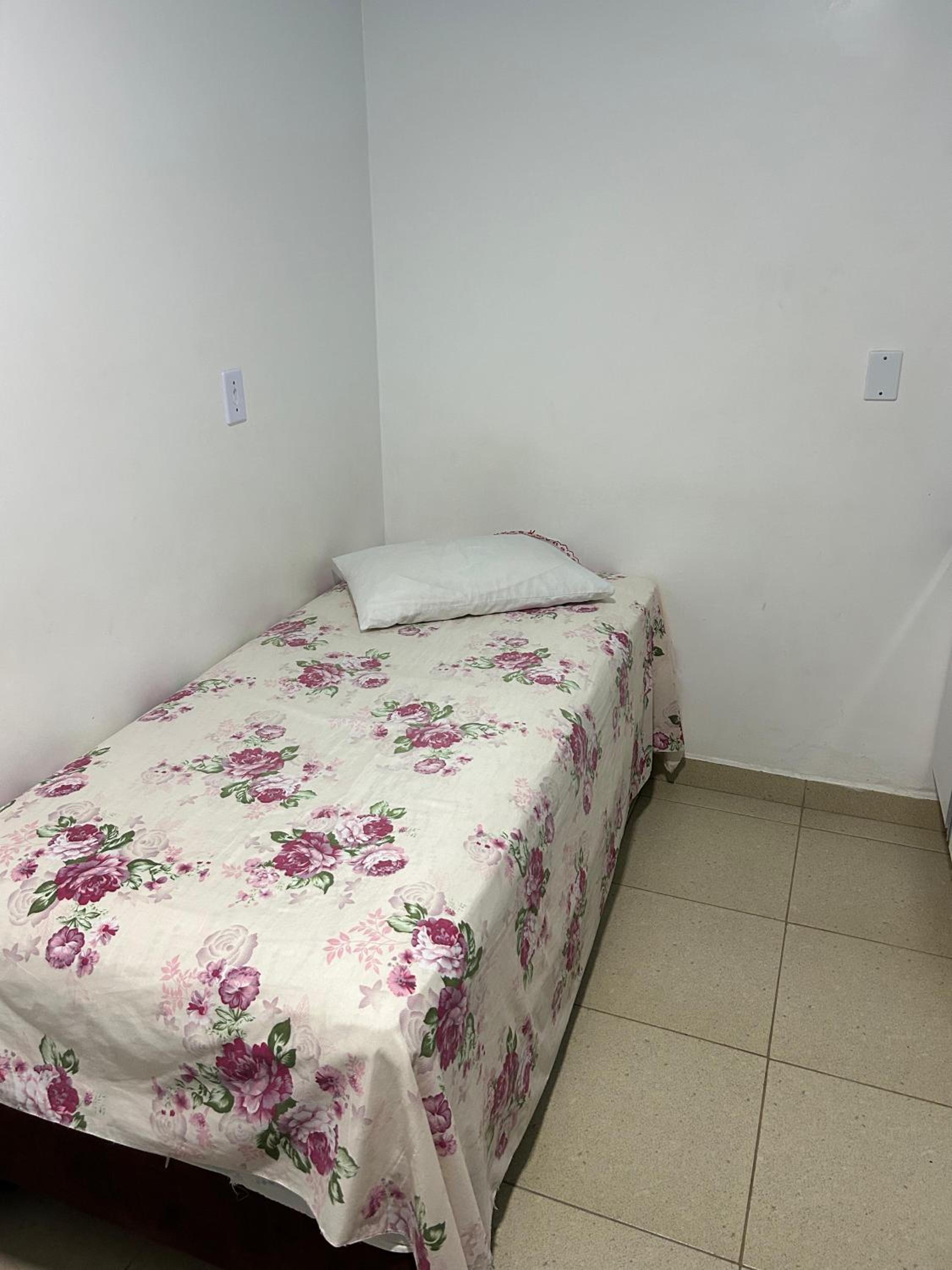 Economy Single Room