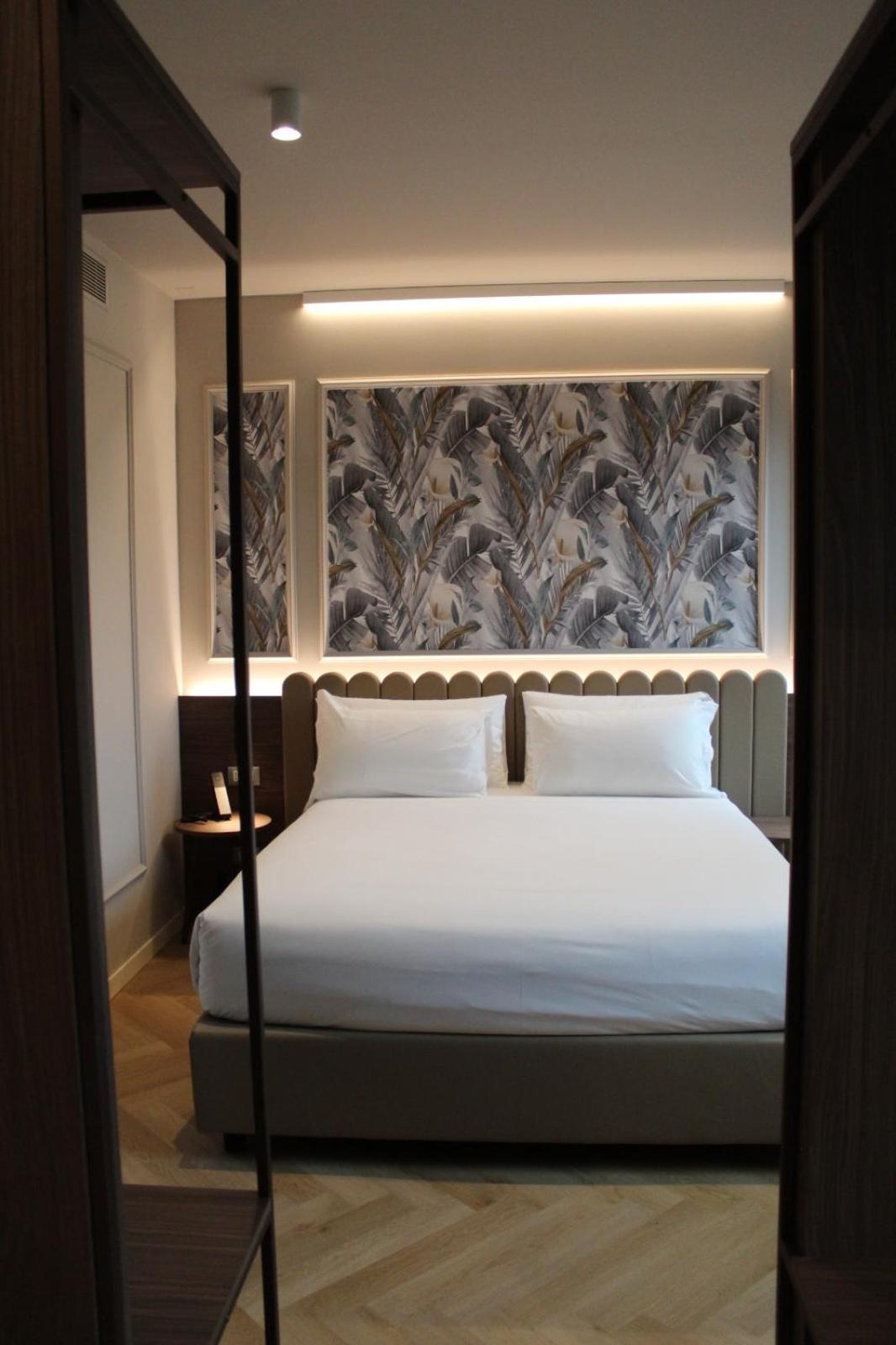 Suite - Photo 4