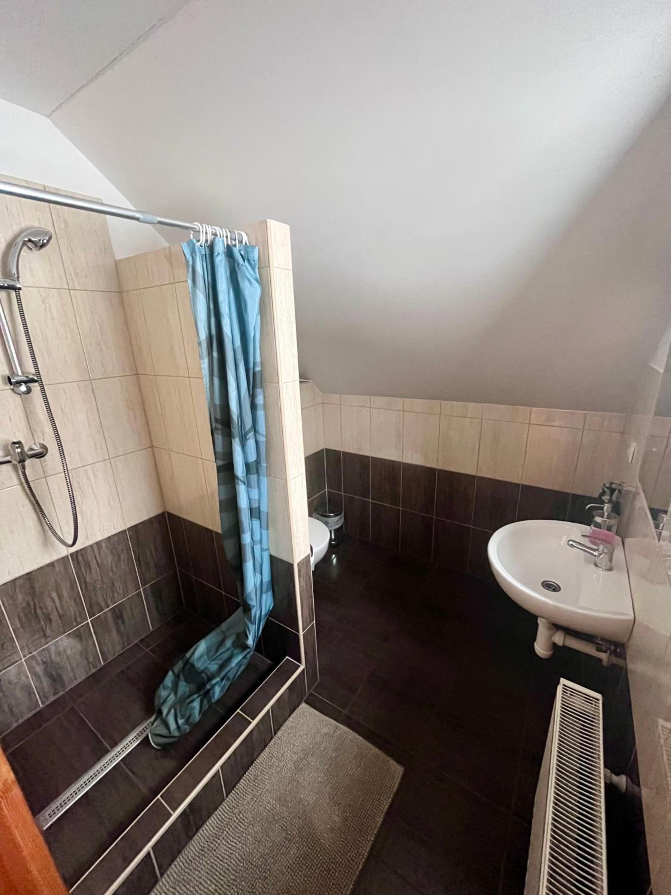 Double or Twin Room - Photo 1