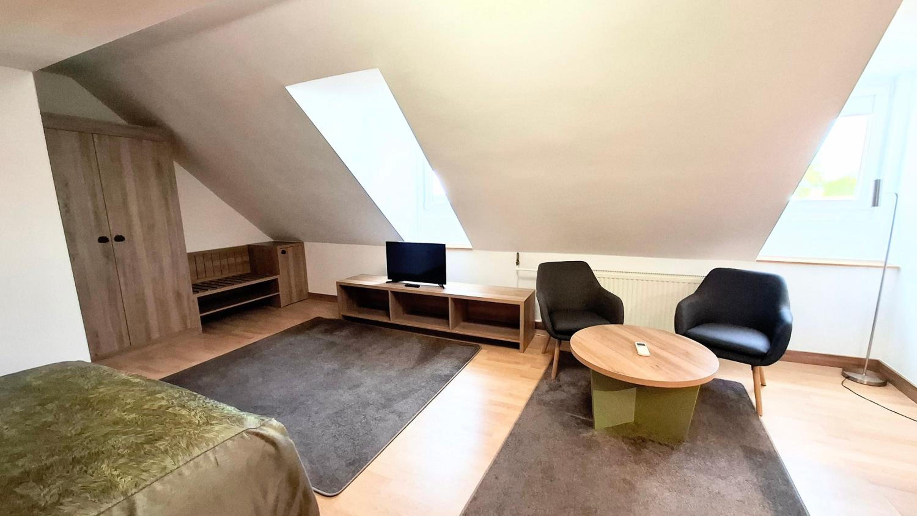 Double Room - Photo 2