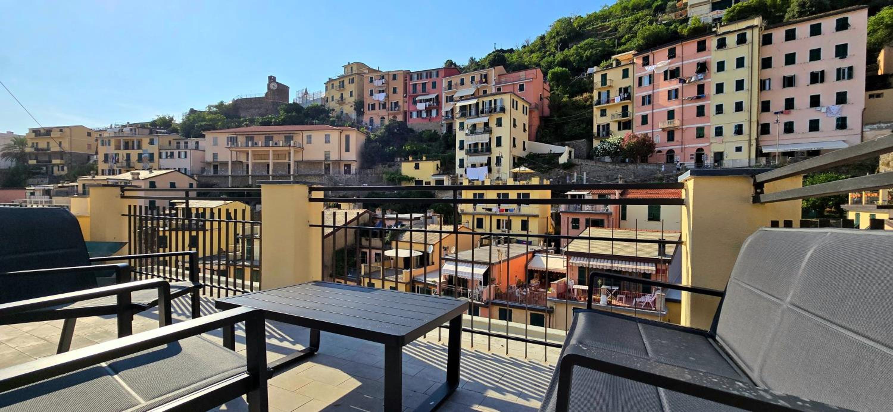 Studio Apartment with Sea View