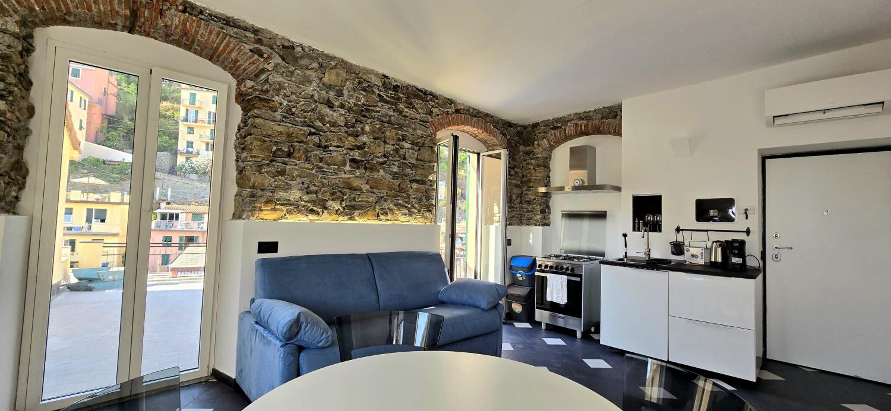 Studio Apartment with Sea View photo 2