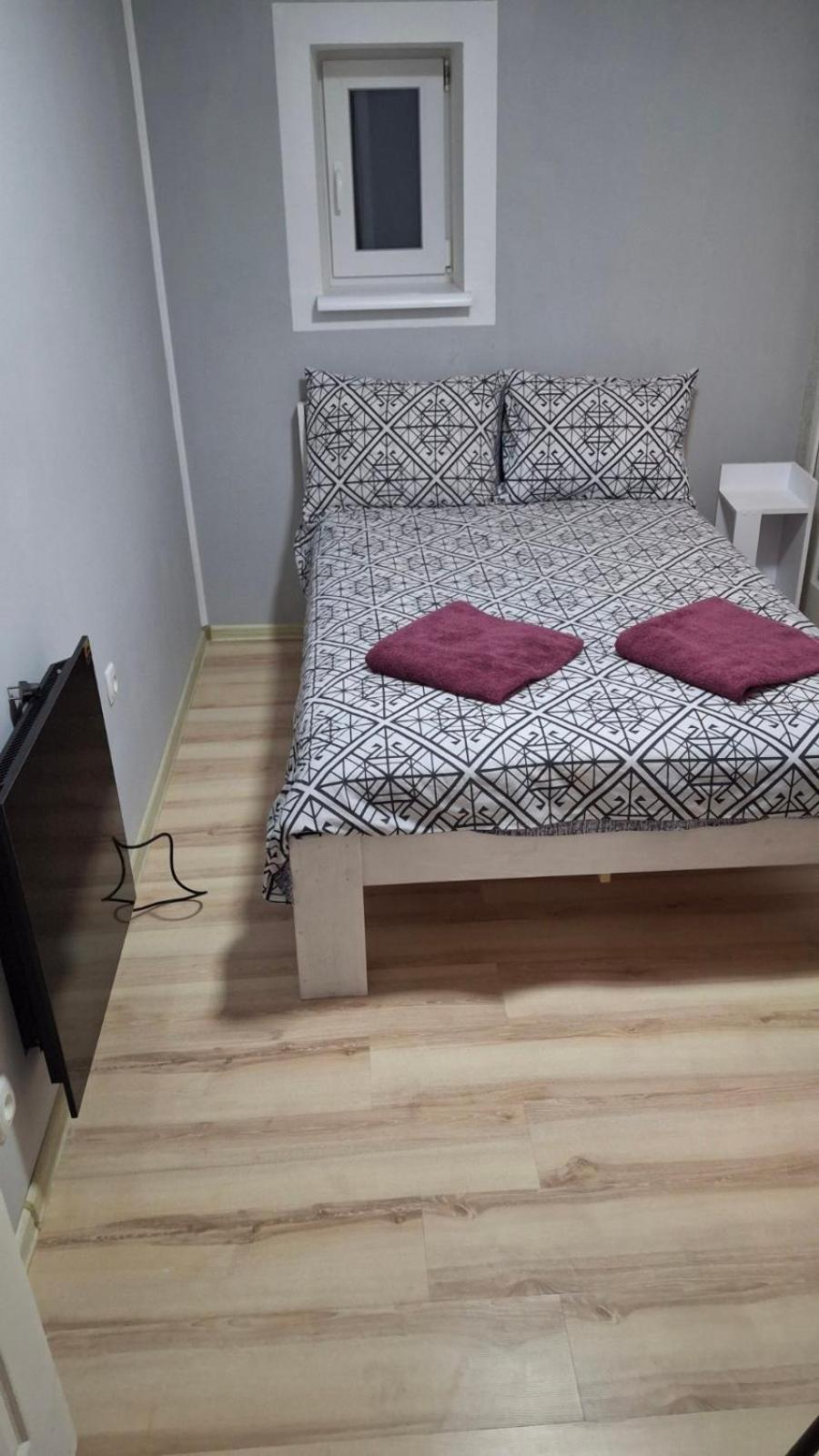 Budget Double Room photo 3