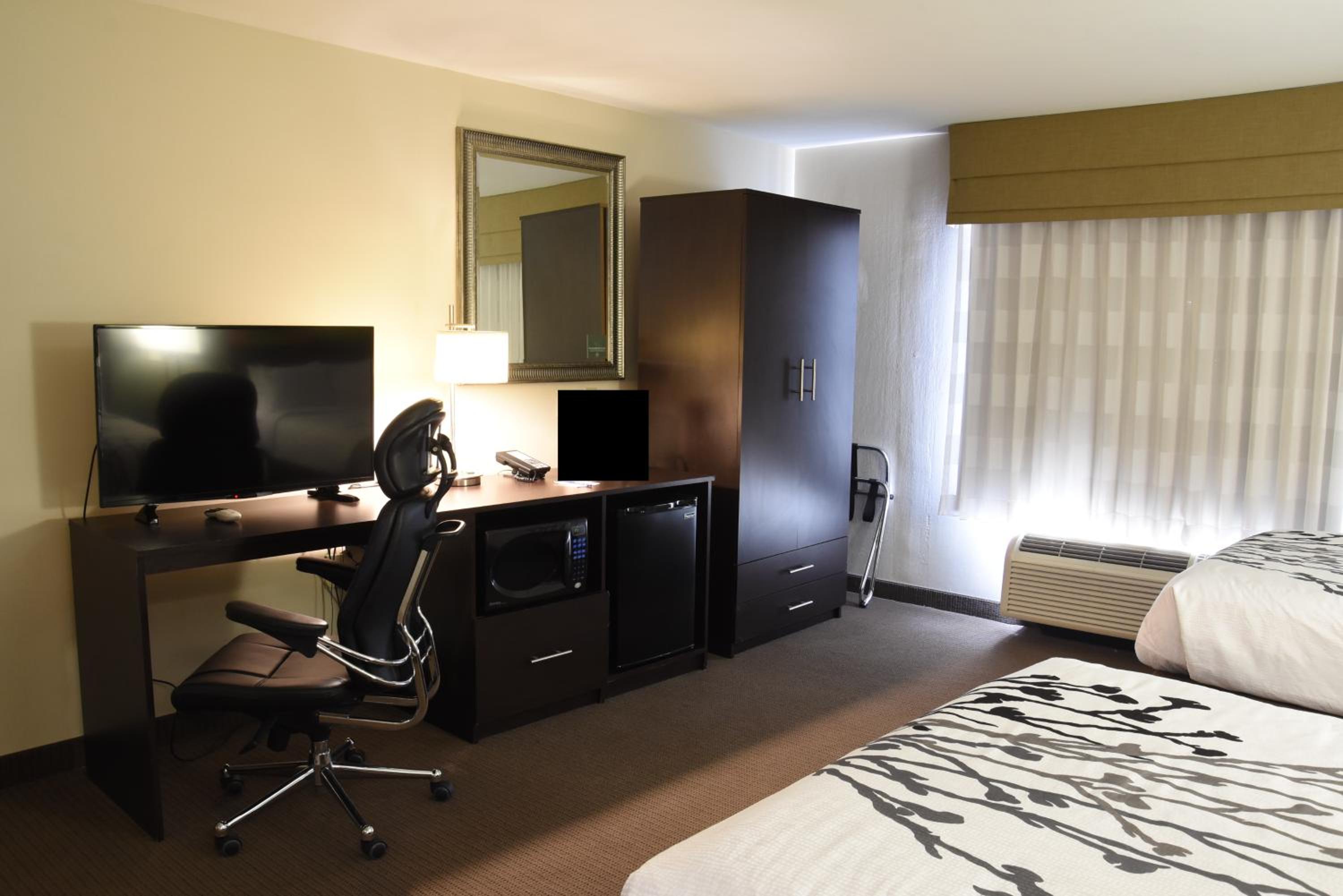 Economy Double Room photo 1