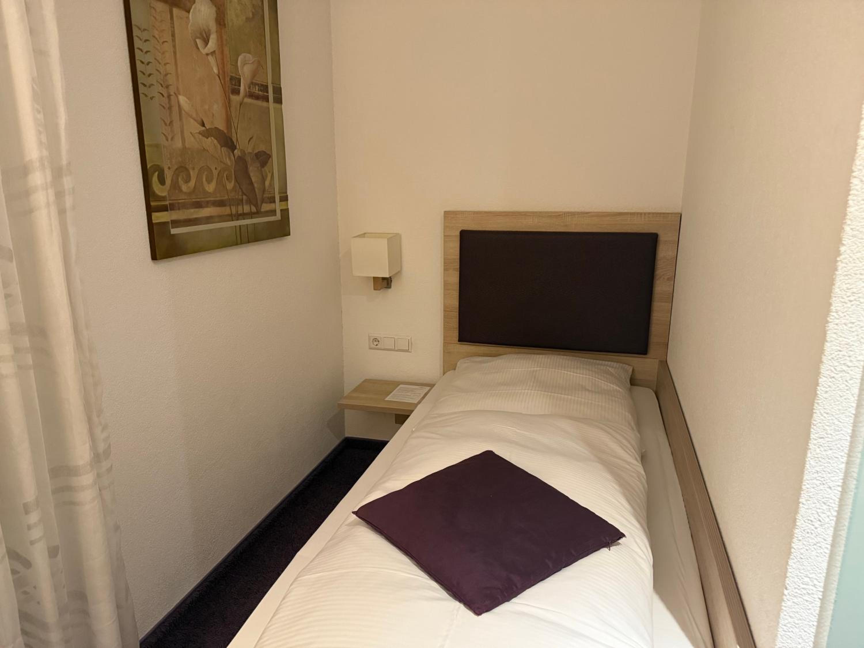 Economy Single Room photo 2