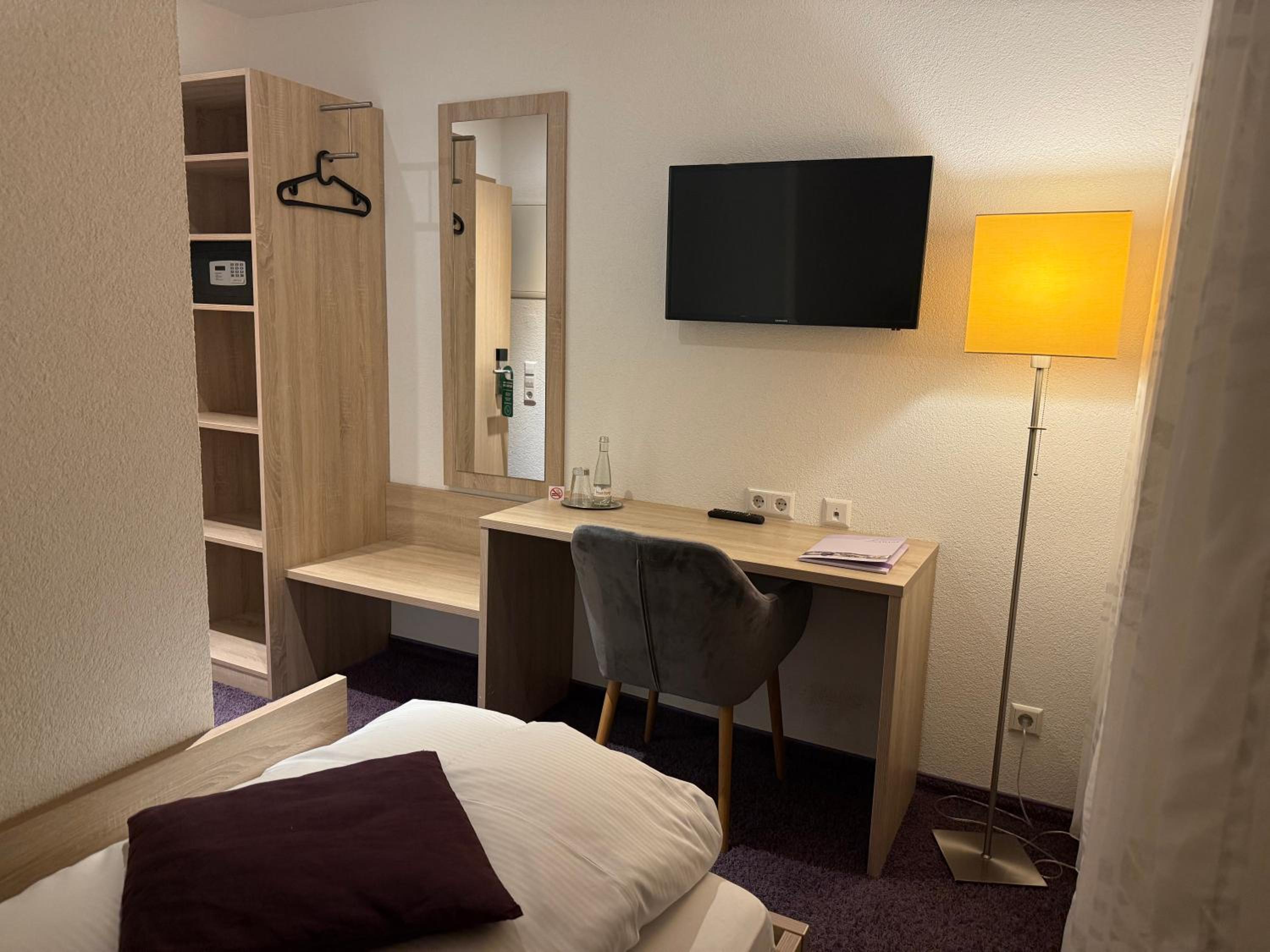 Economy Single Room photo 3