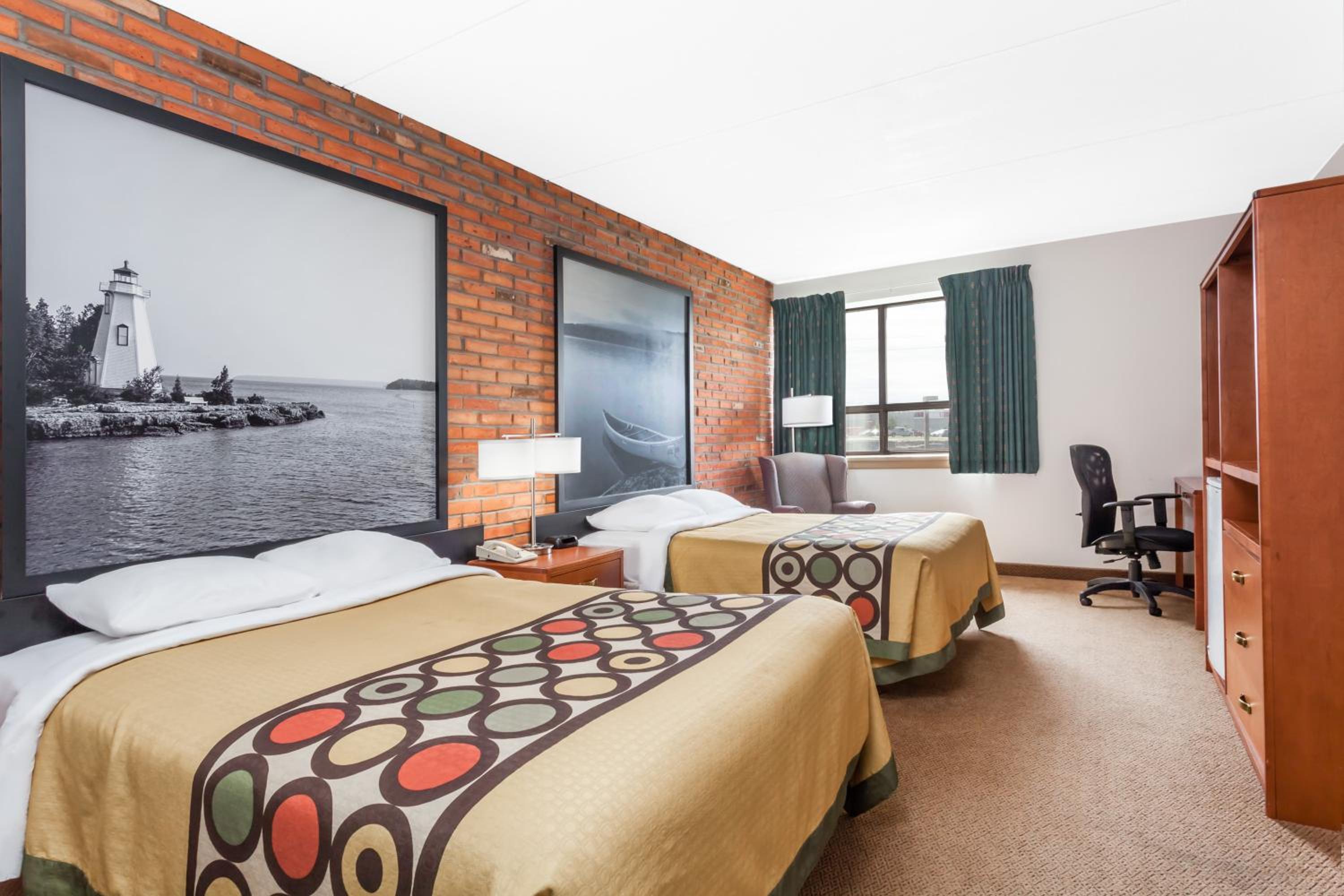 Double Room With Two Double Beds - First Floor - Non-Smoking - Photo 4