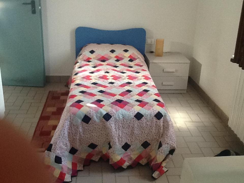 Single Room With Bathroom photo 1