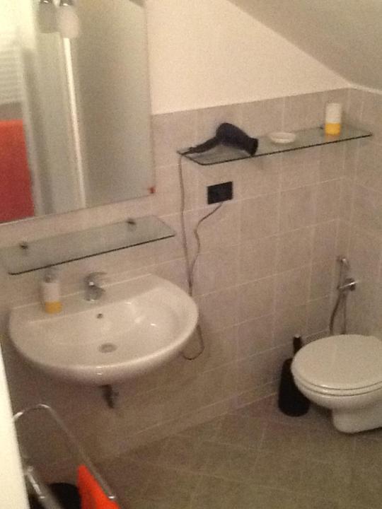Double Or Twin Room With Private Bathroom photo 2