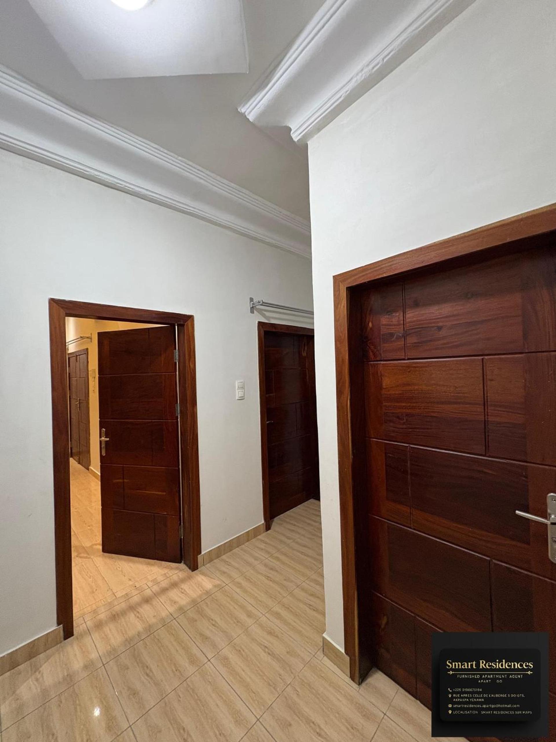 Apartment with City View photo 3