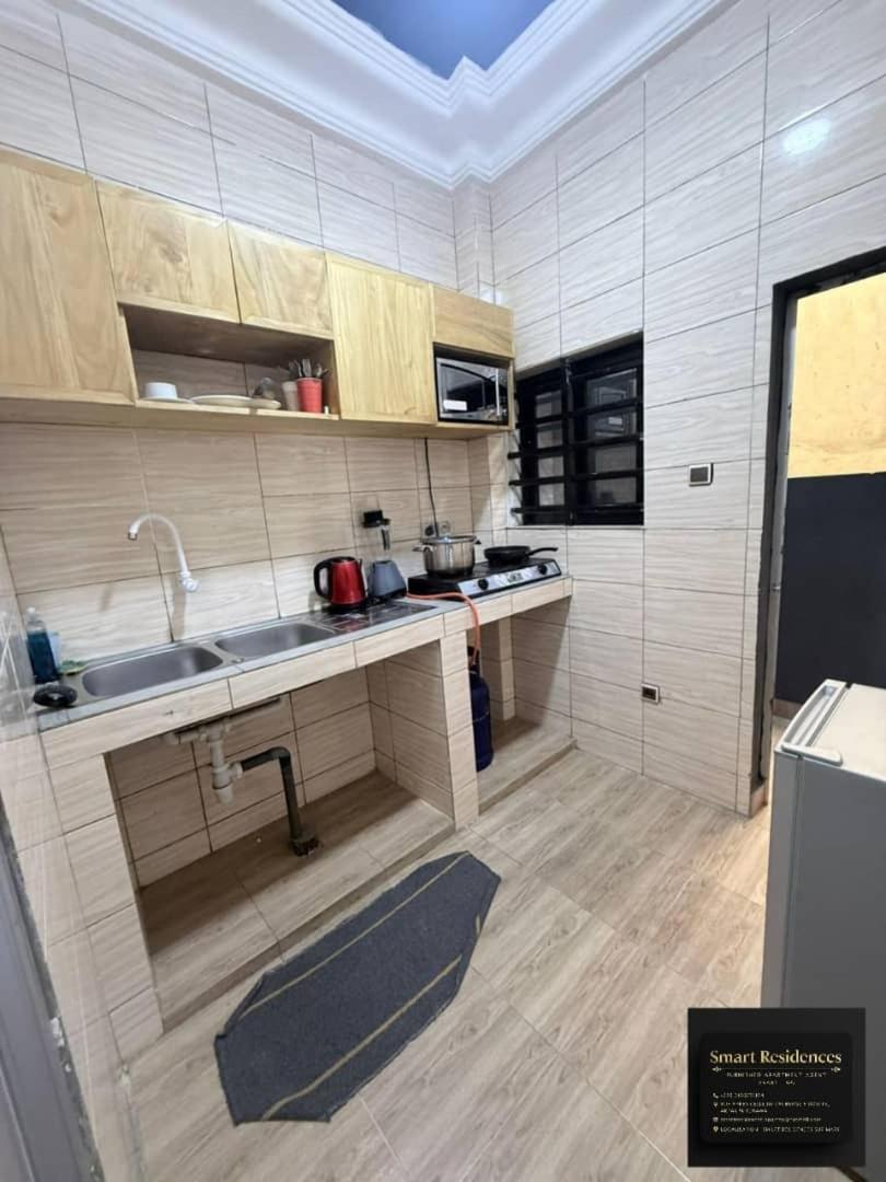 Deluxe One-Bedroom Apartment with City View photo 3