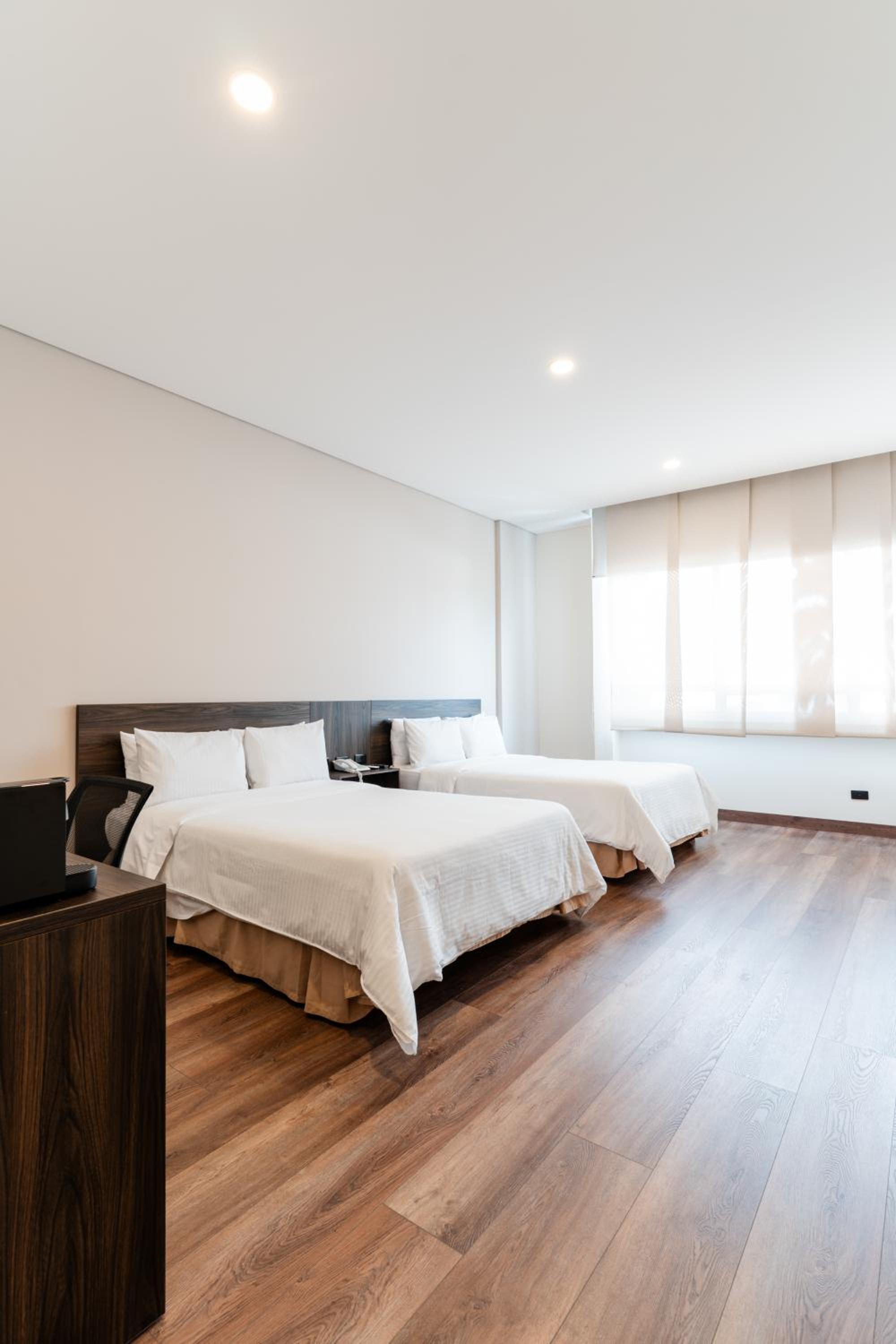 Double Room with Two Double Beds - Non-Smoking - Photo 1