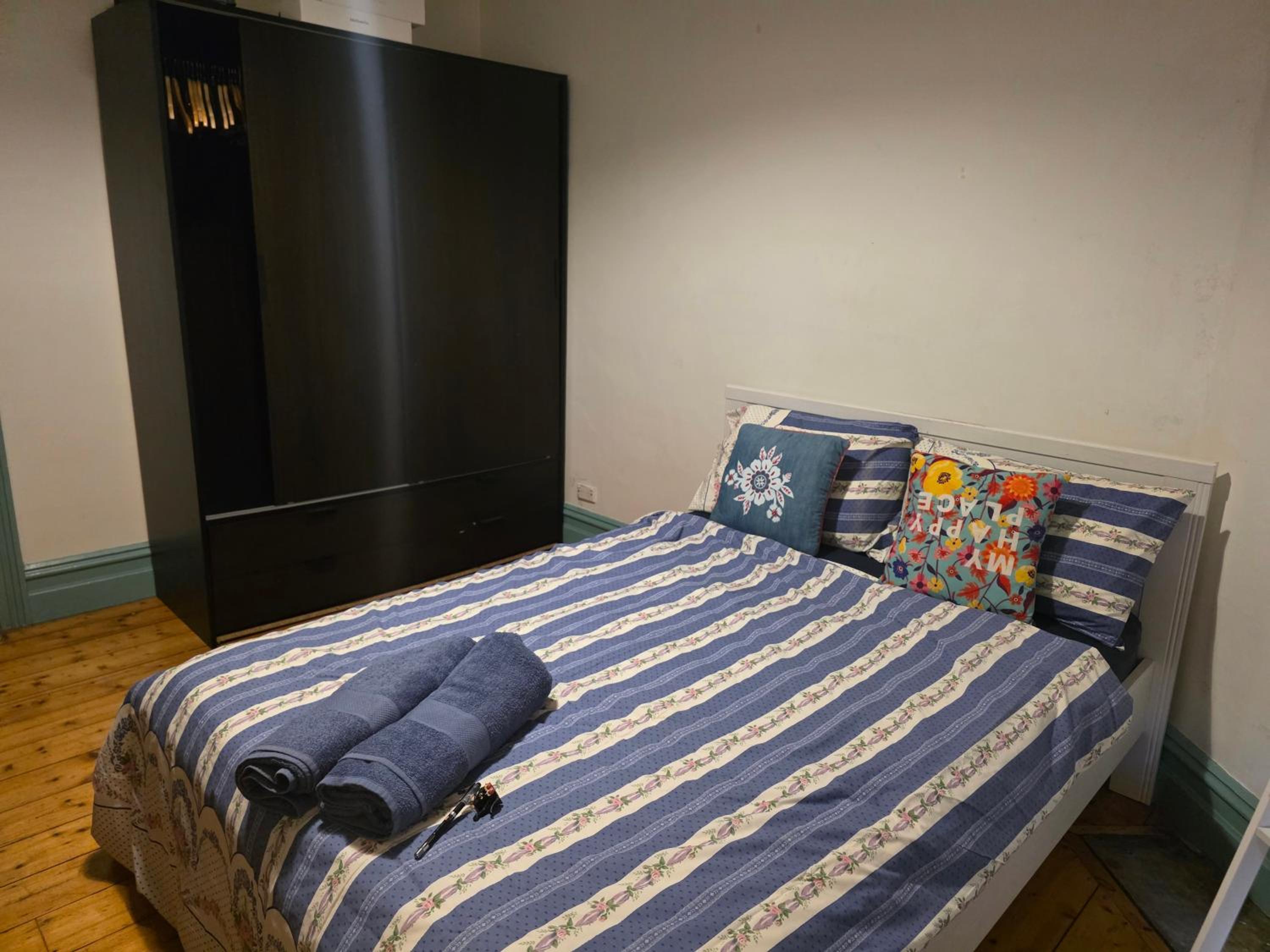 Budget Double Room photo 2