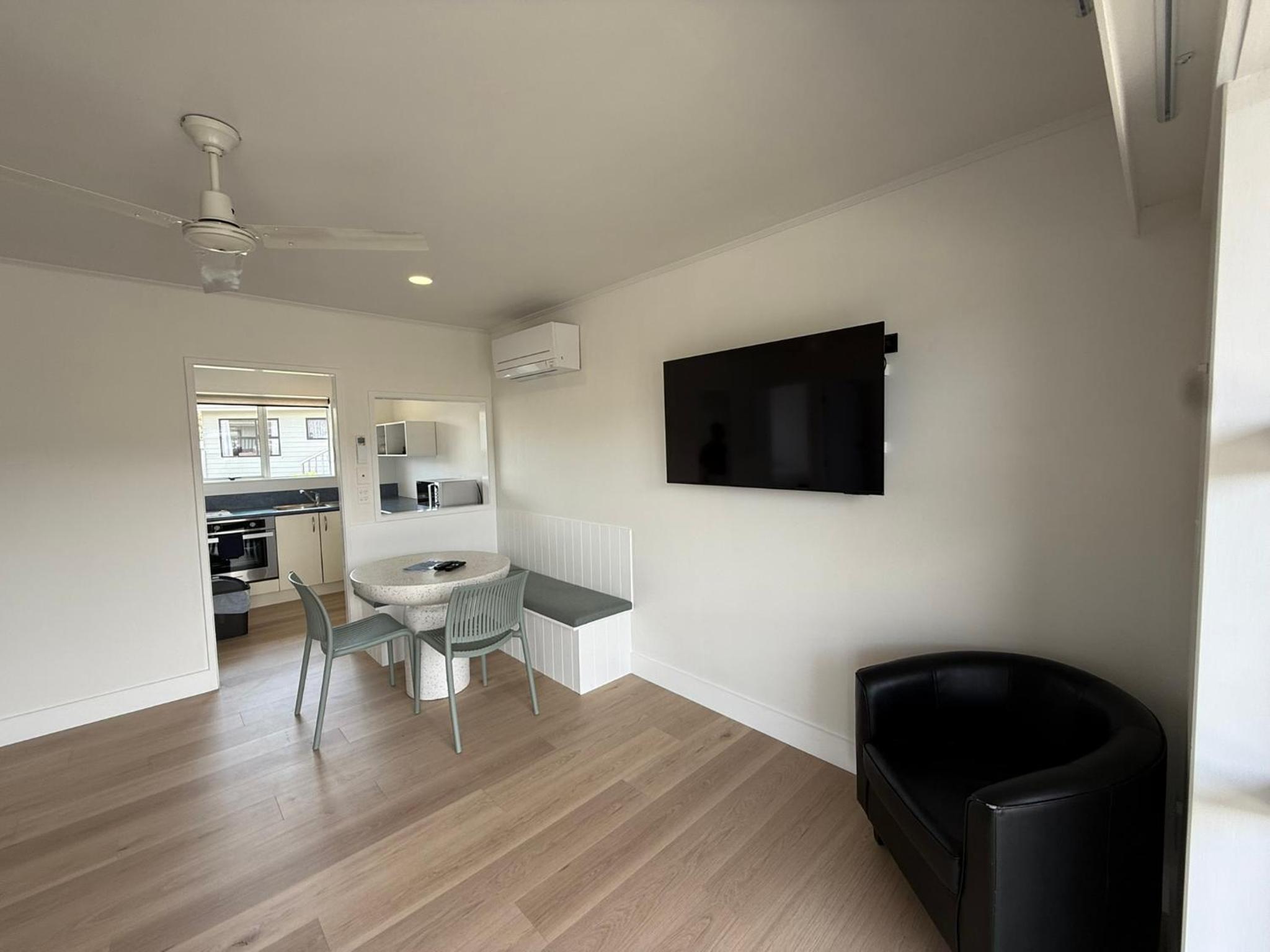 Two-Bedroom Apartment - Photo 4
