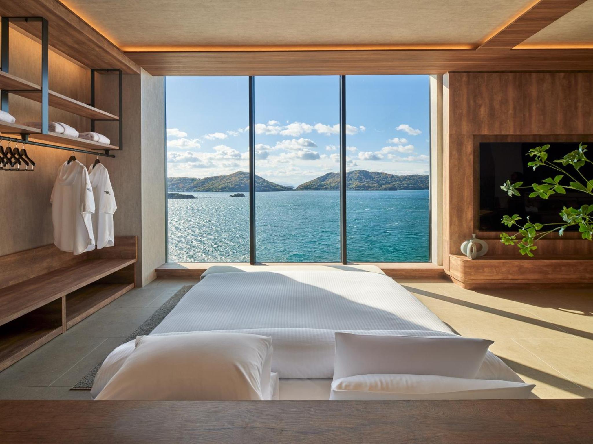 Penthouse with Ocean View - West Wing photo 3