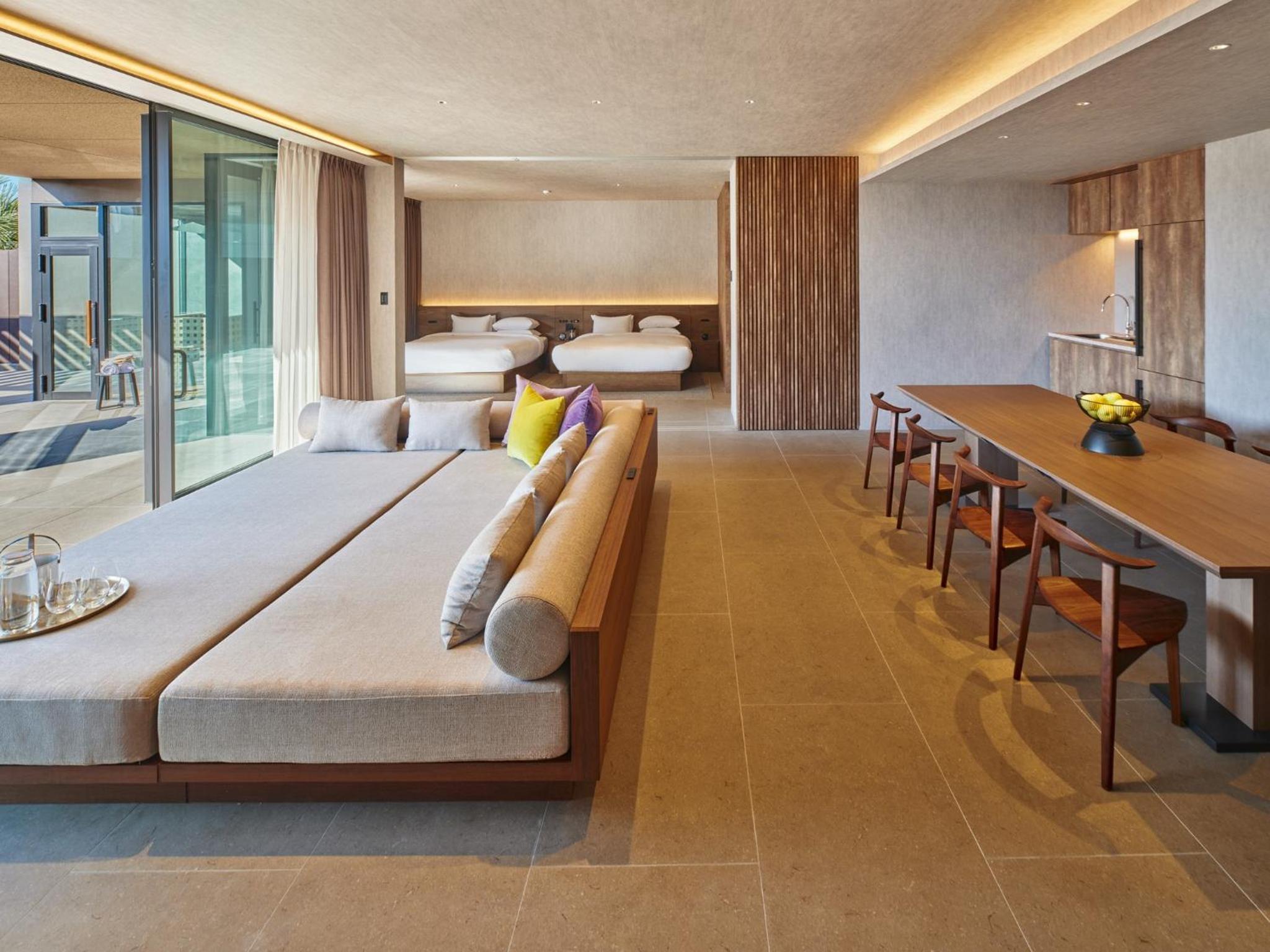 Suite with Garden and Plunge Pool - East Wing photo 3