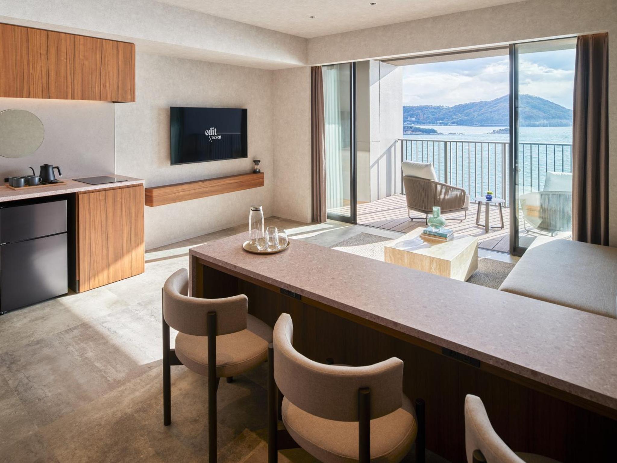 Superior Bunk Bed Room with Ocean View - East Wing photo 2